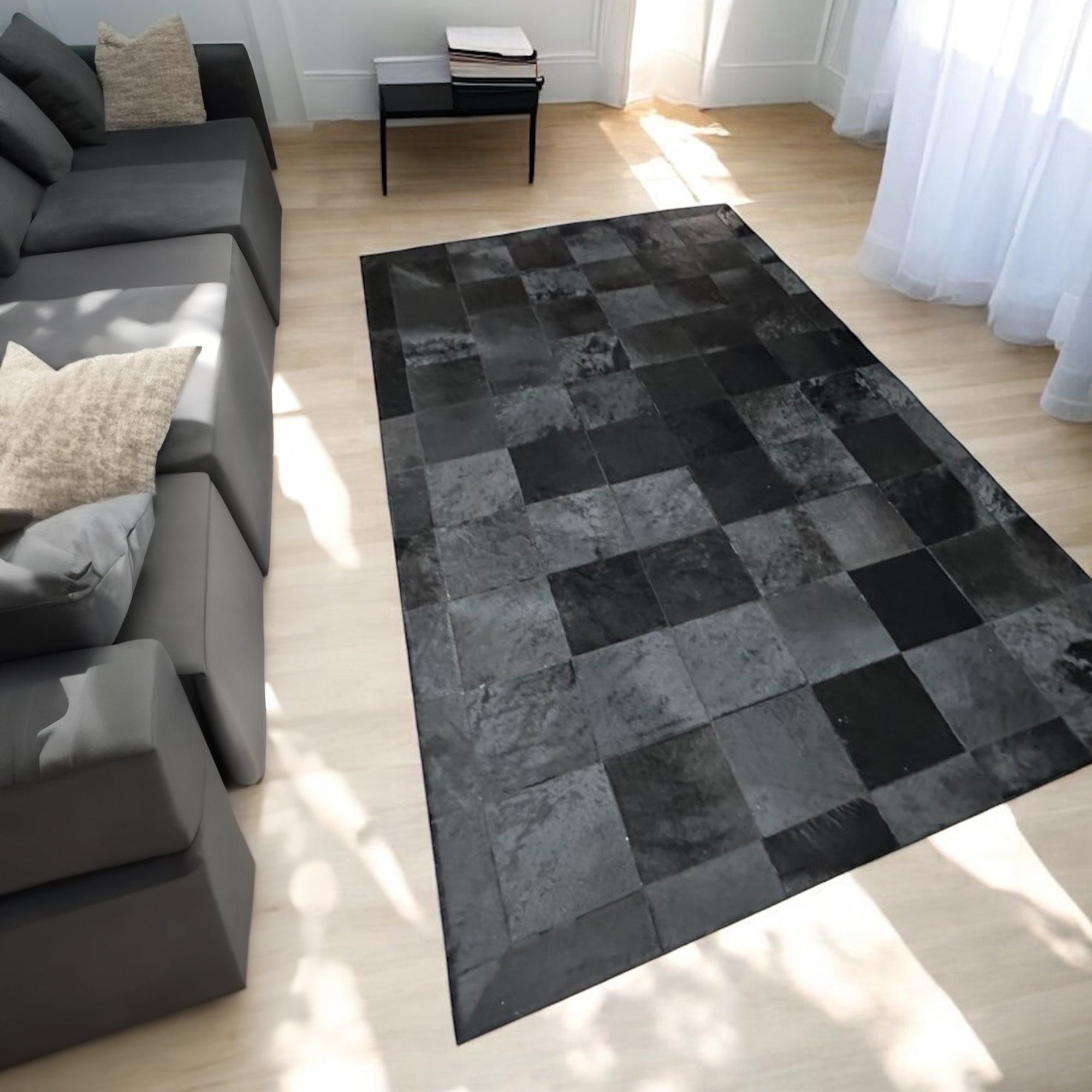 Siyah Dana Derisi Patchwork Halı