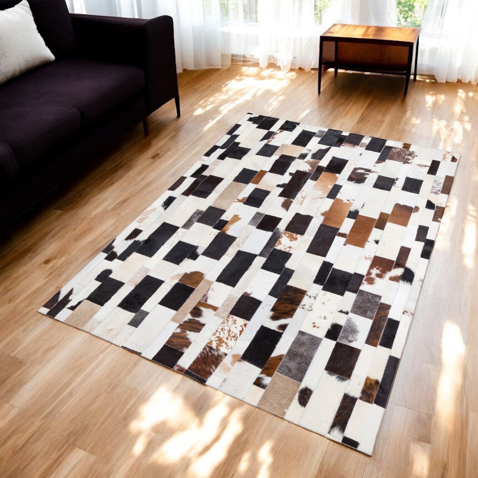 Şık Tasarımlı Beyaz Dana Derisi Patchwork Halı