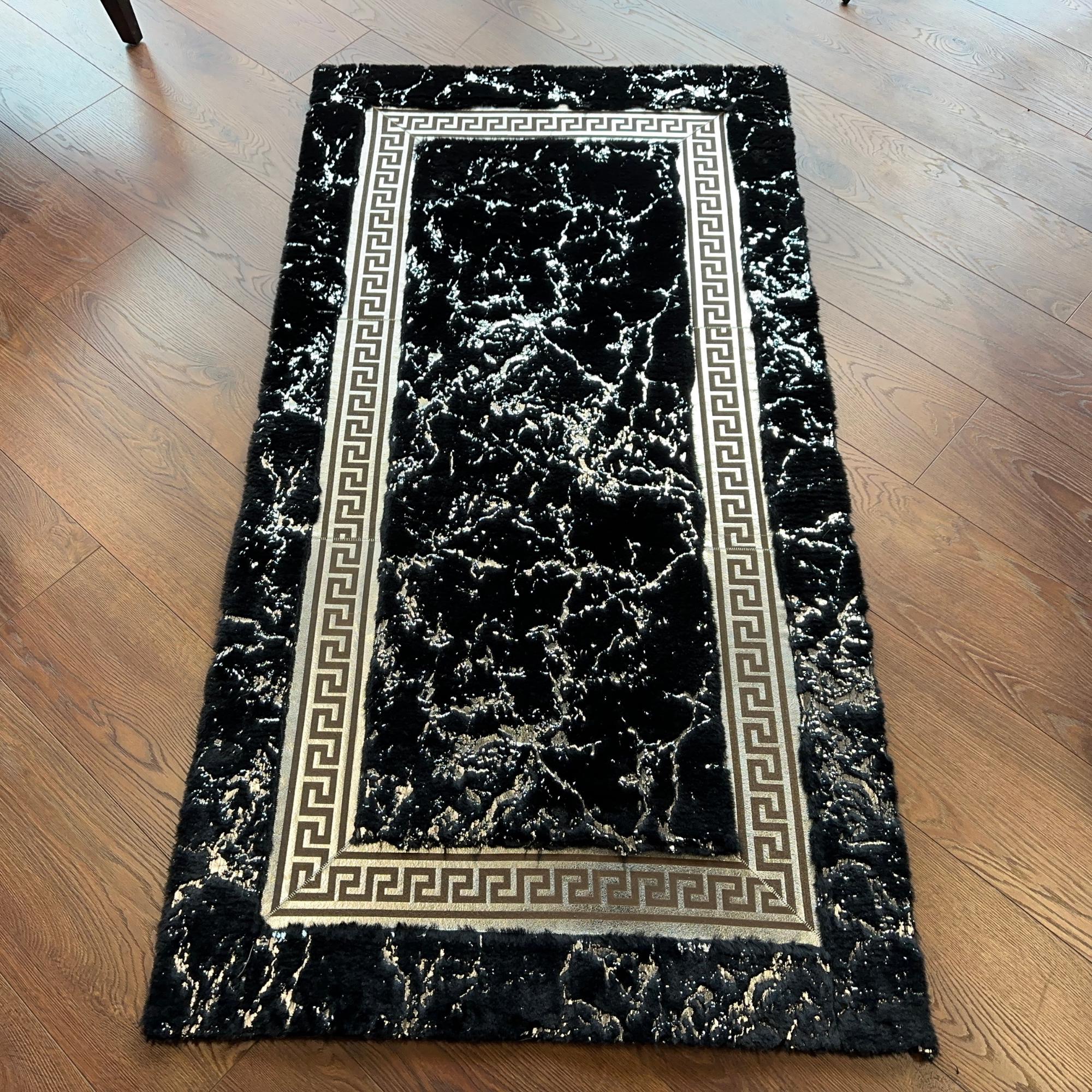 Siyah Mermer Desenli Yumuşak Peluş Halı – El Yapımı Modern ve Şık Yumuşak Halı