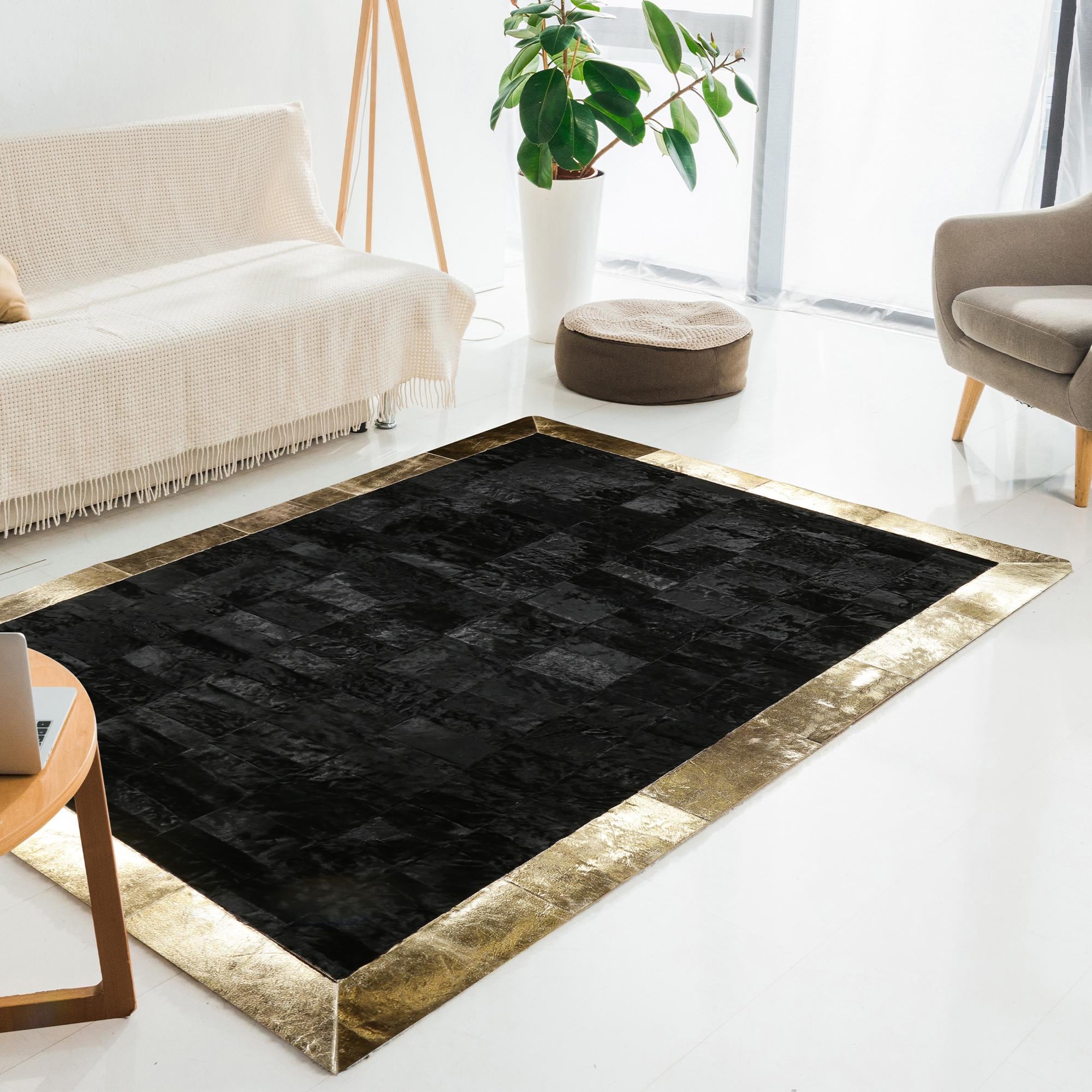 Siyah Altın Renkli Dana Derisi Patchwork Halı – El Yapımı Hakiki Deri Lüks Giriş Halısı