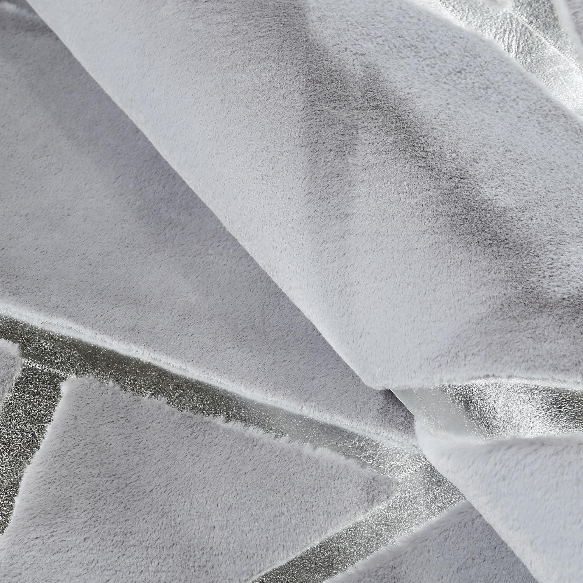 Gri Geometrik Desenli Peluş Halı – Modern Dikdörtgen Yumuşak Halı, El Yapımı Lüks Dekoratif Salon ve Oturma Odası Halısı