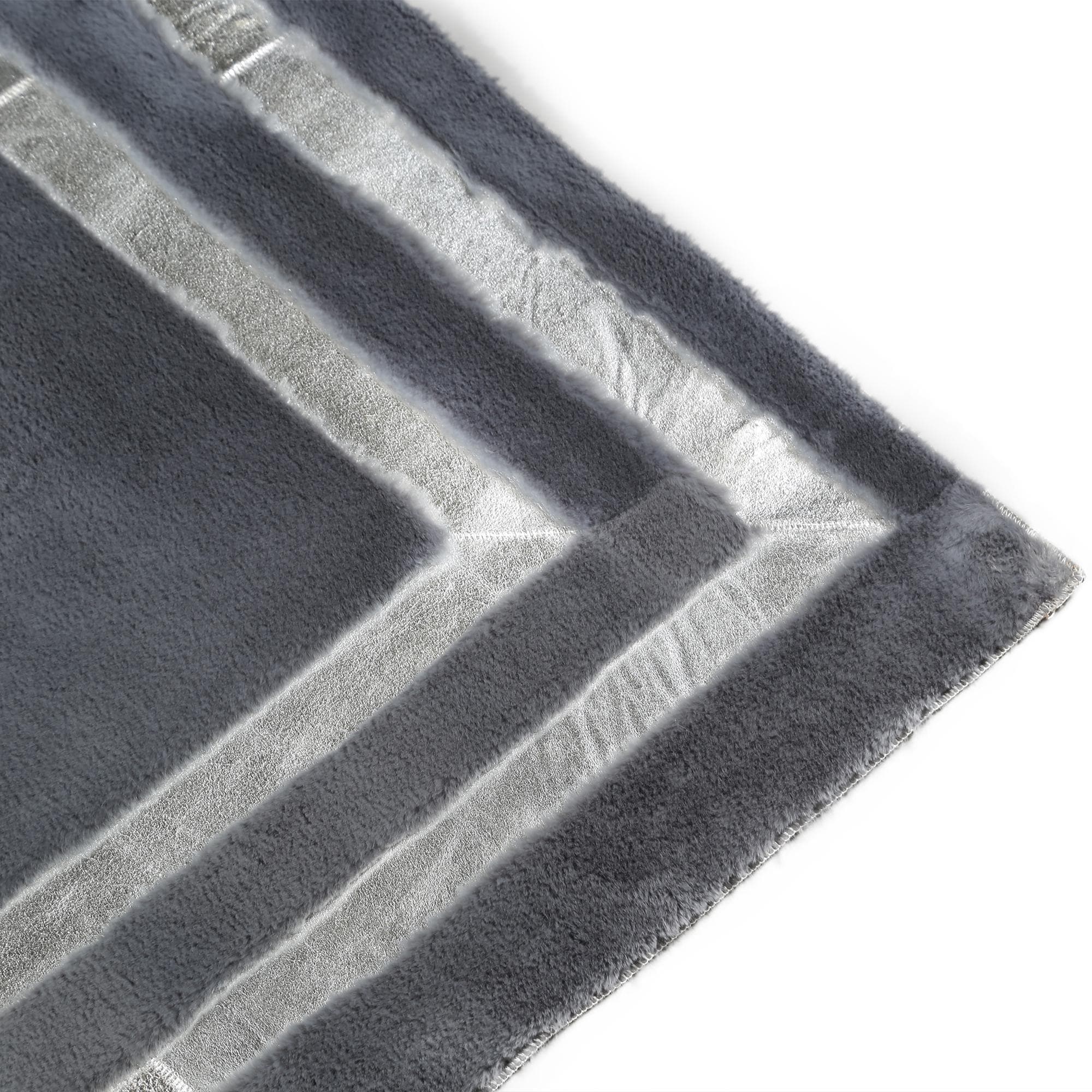 Gri Tonlarında Modern Peluş Halı - Şık Salon Halısı