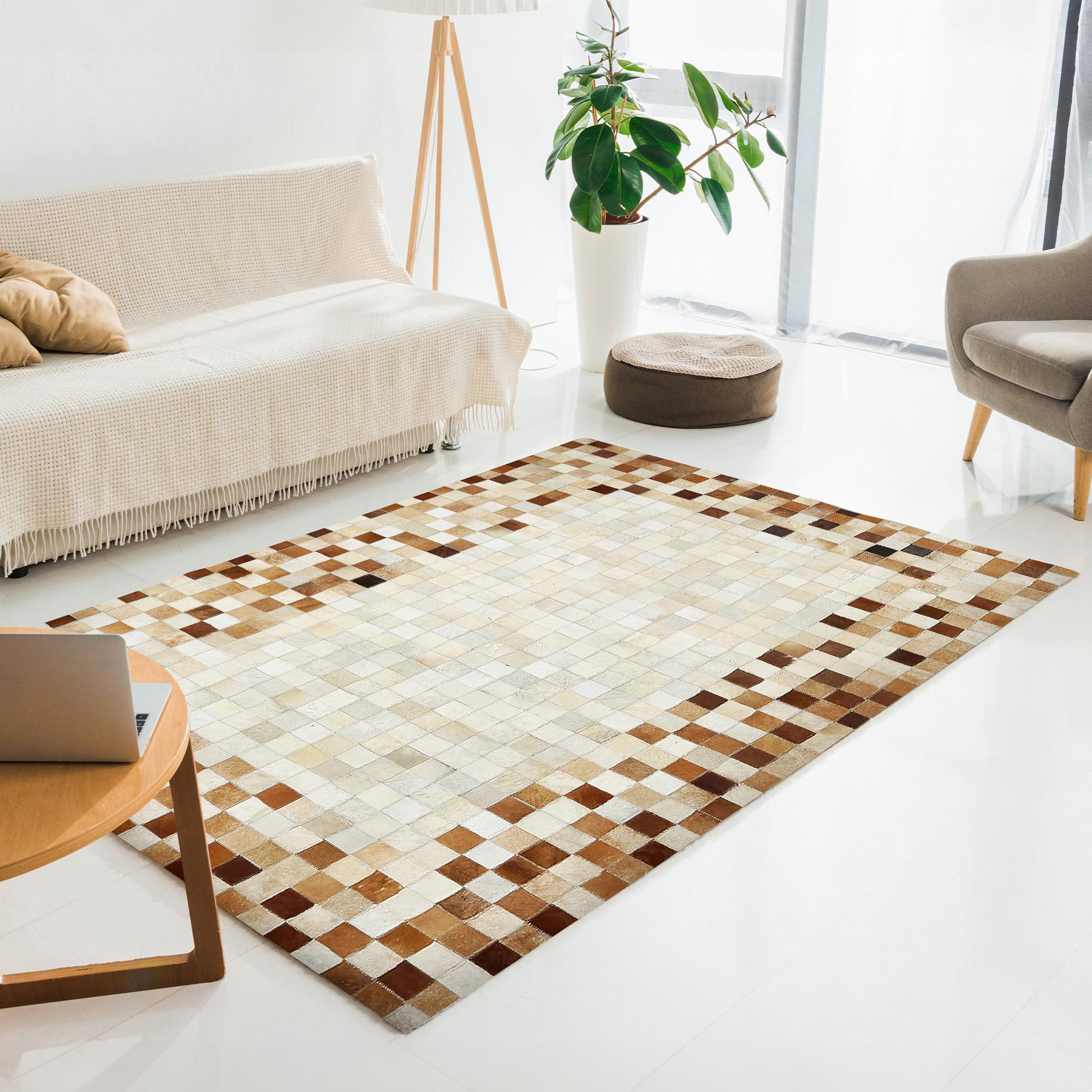 Açık Tonlu Bej Kahverengi Patchwork Dana Derisi Halı – El Dokuma Hakiki Deri Salon Halısı