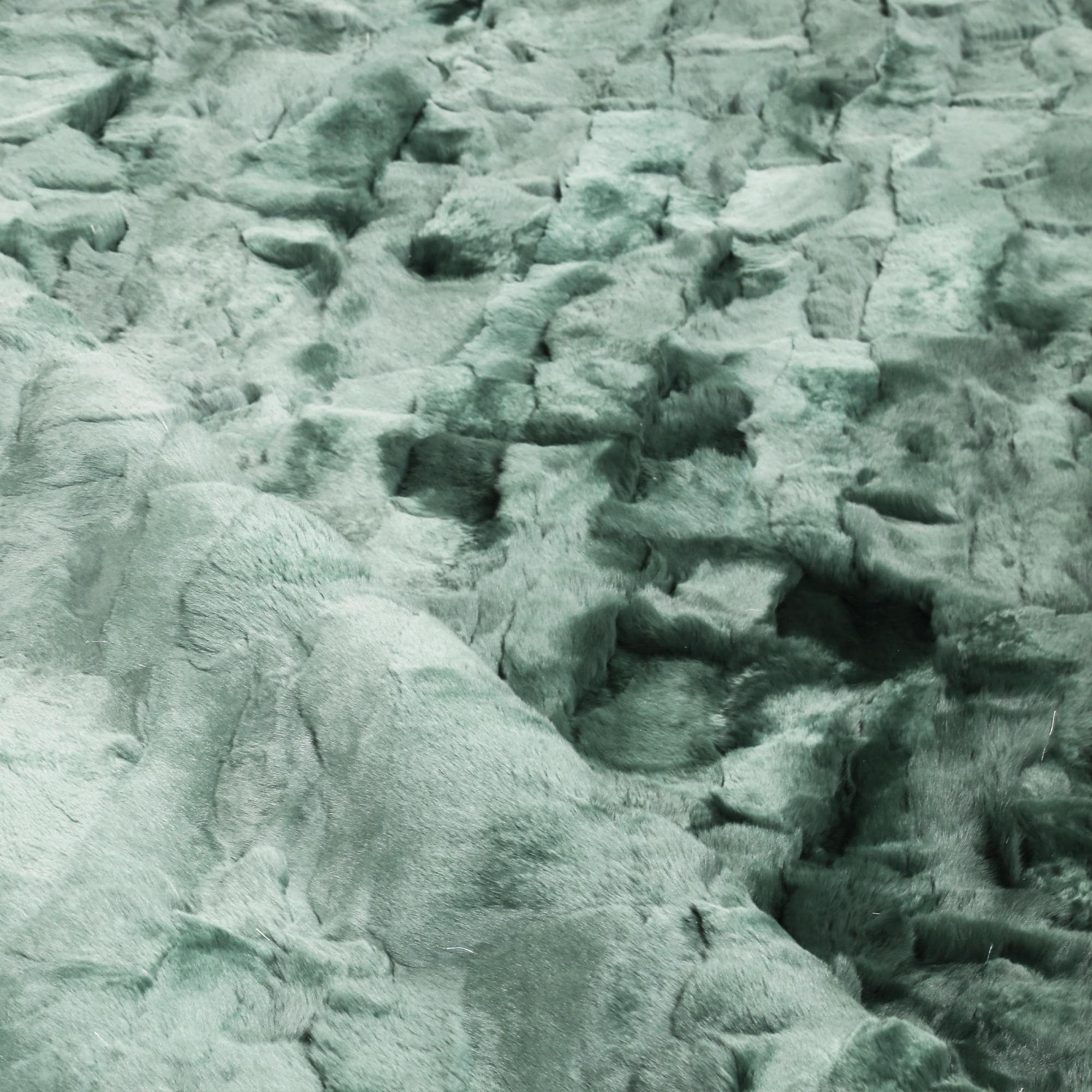 Yeşil Rex Tavşan Halısı - Şık Oda Halısı