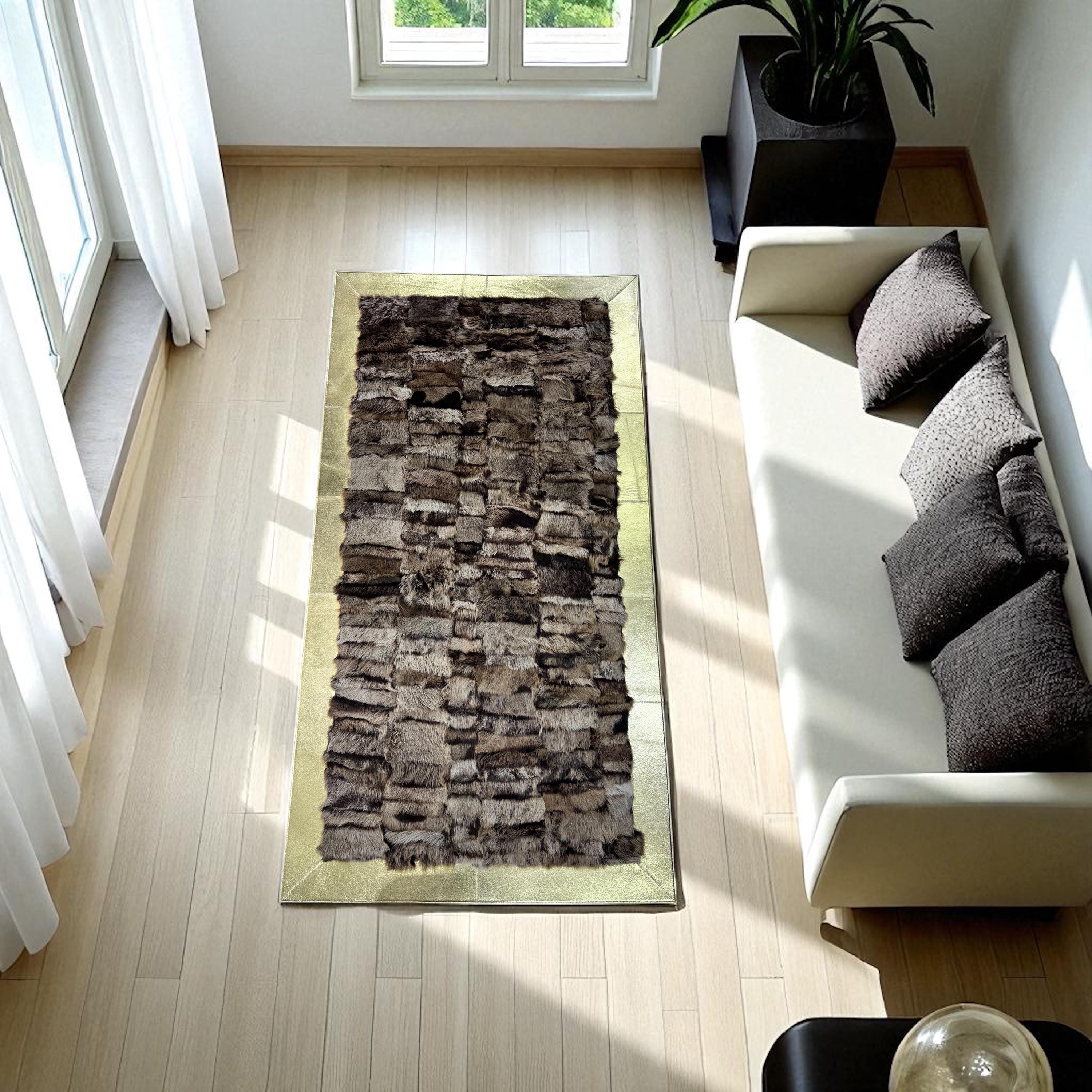 Altın Kenarlı Koyun Derisi Patchwork Halı