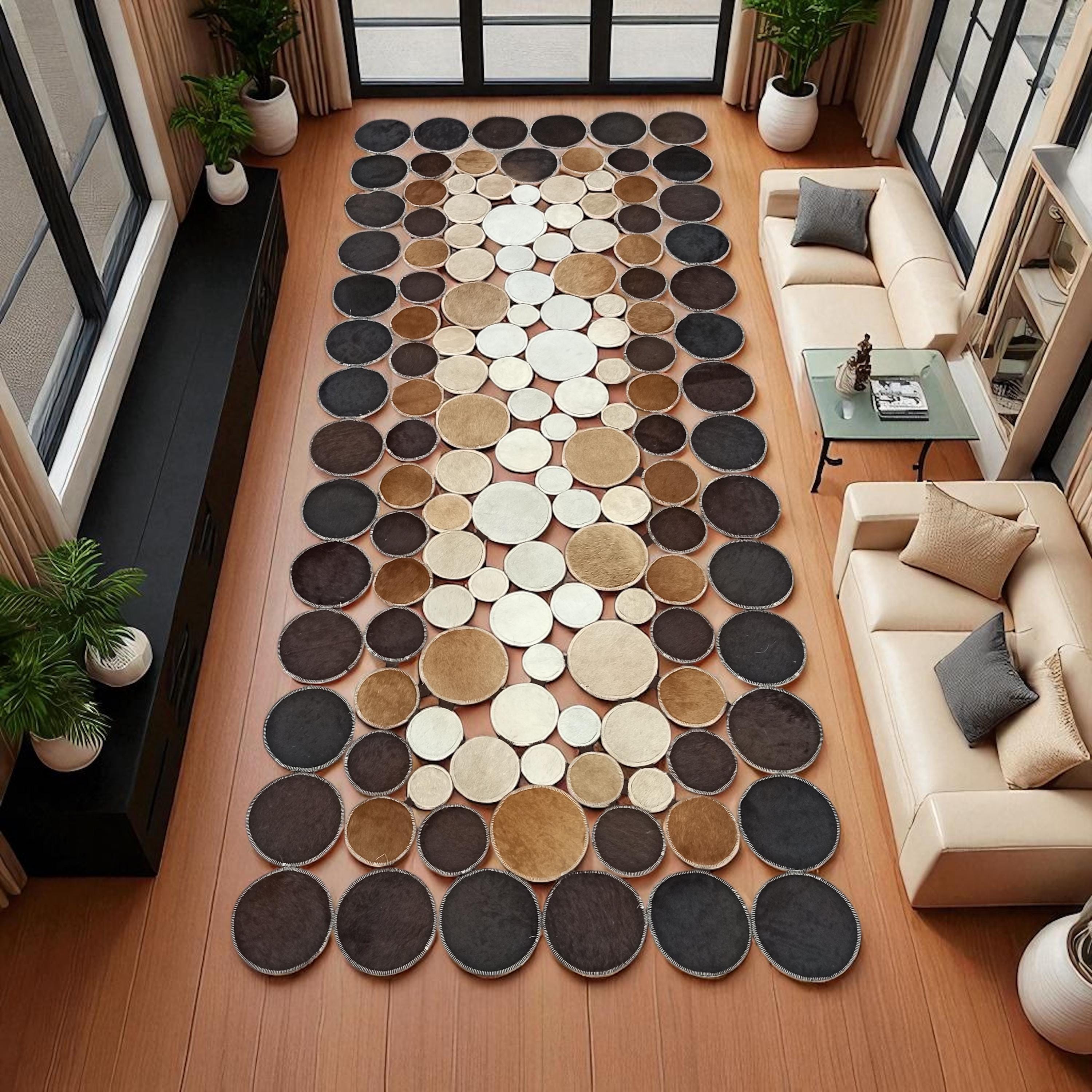 Gri Puantiye Desenli Dana Derisi Yolluk Halı