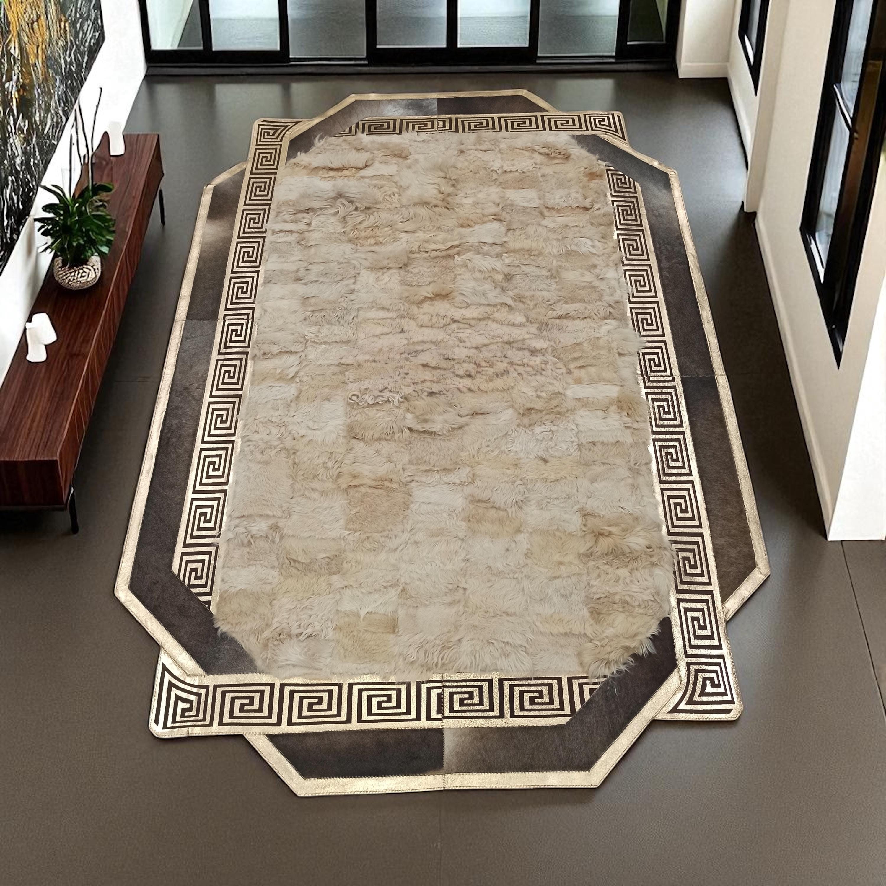 Altın Bordürlü Bej Renkli Dikdörtgen Toskana Halı – El Yapımı Şık Salon Halısı