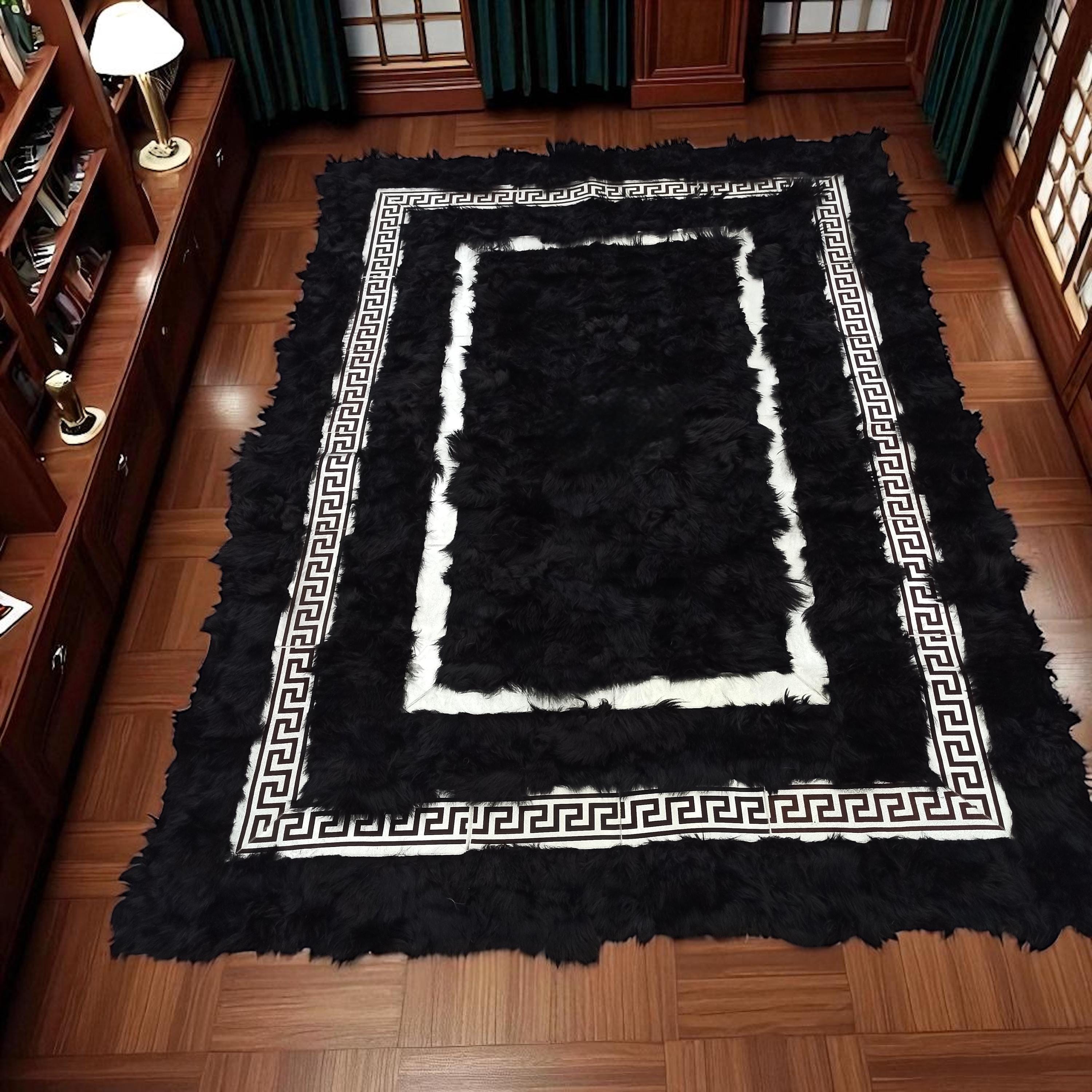 Siyah Beyaz Toskana Kürk Halı – El Yapımı Özgün Desenli Şık Salon Halısı