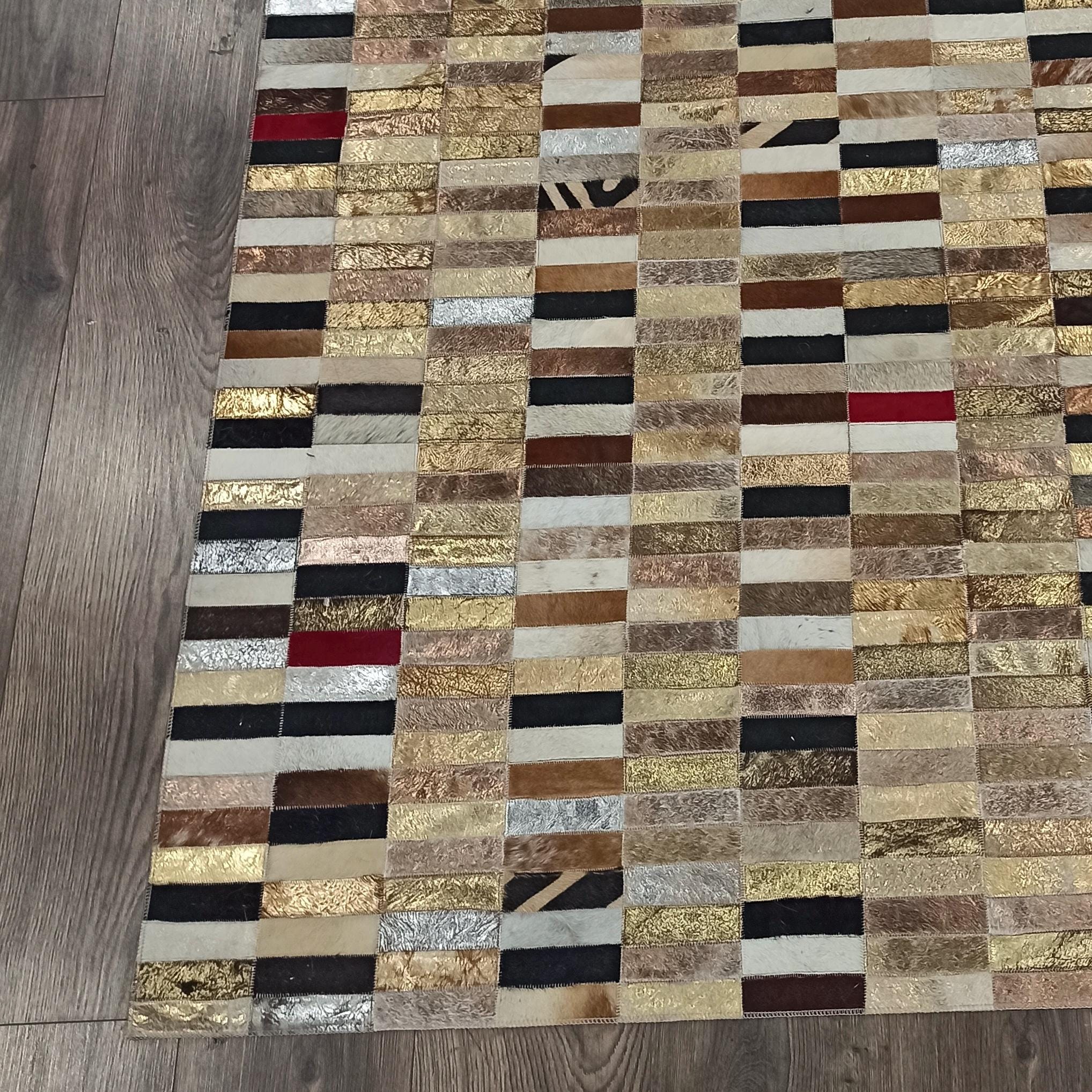 Altın Gümüş Dana Derisi Patchwork Halı – El Yapımı Işıltılı Lüks Salon Halısı