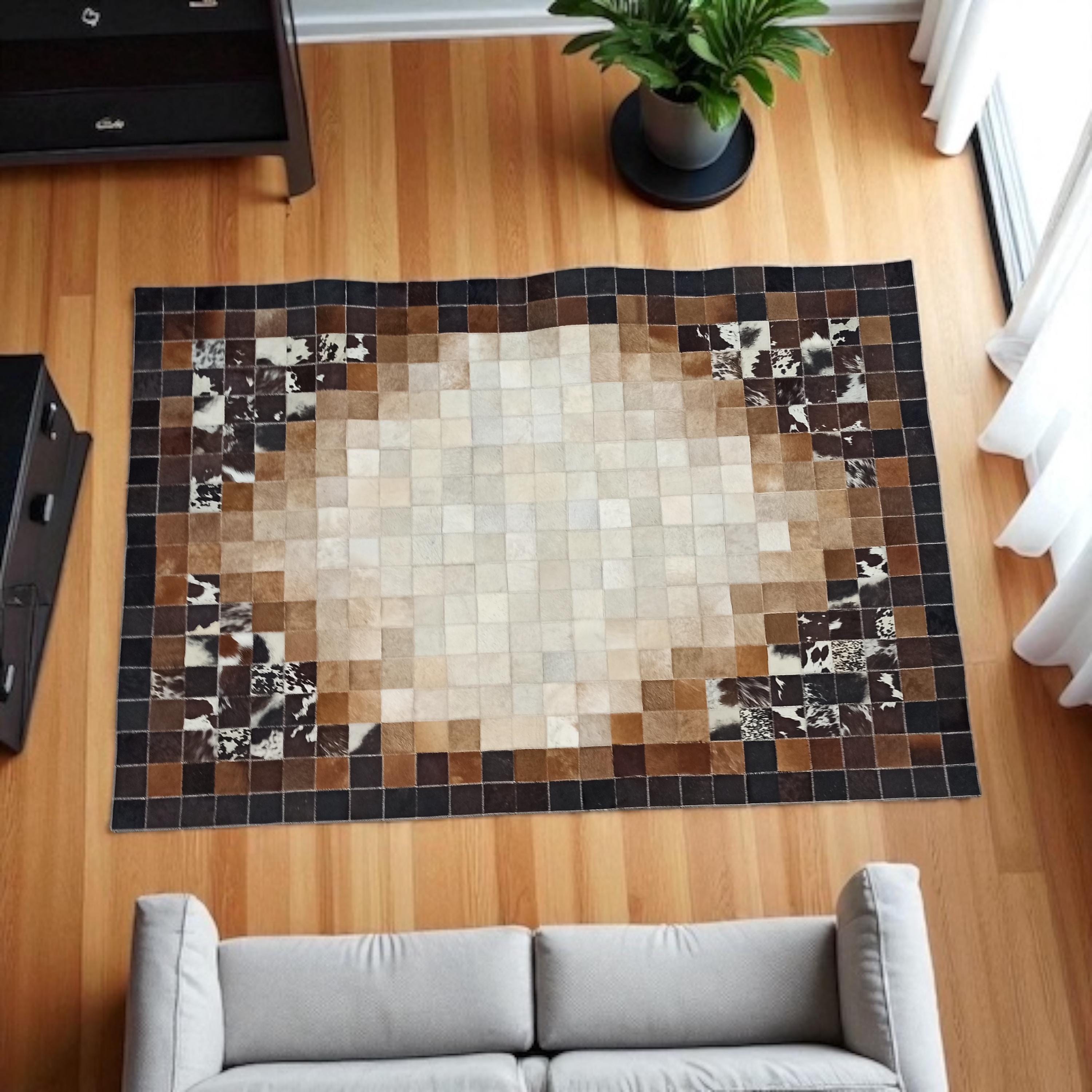 Üç Renkli Patchwork Halı – Kahverengi Ağırlıklı El Yapımı Dana Derisi Halı