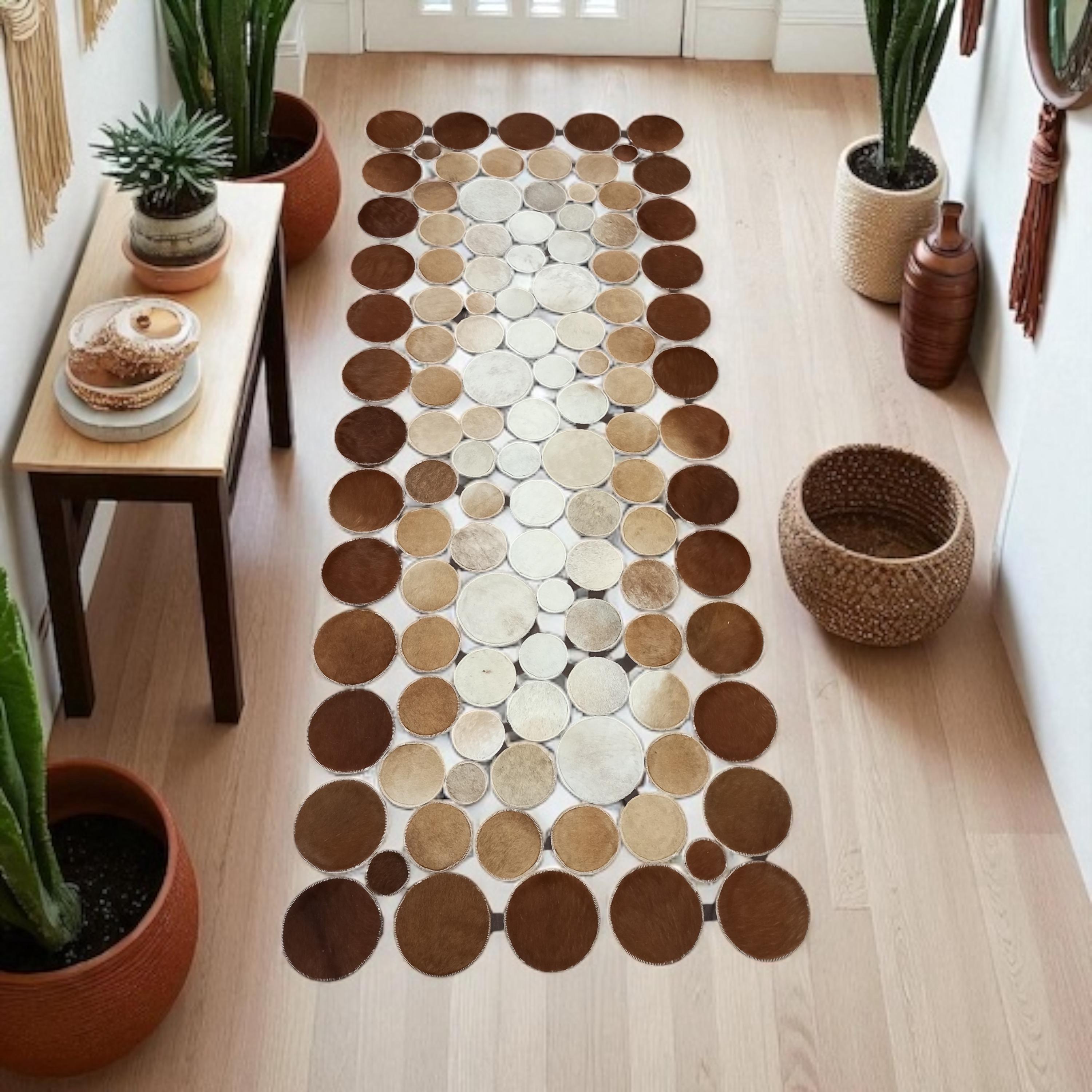 Kahve Puantiyeli Dana Derisi Patchwork Yolluk Halı