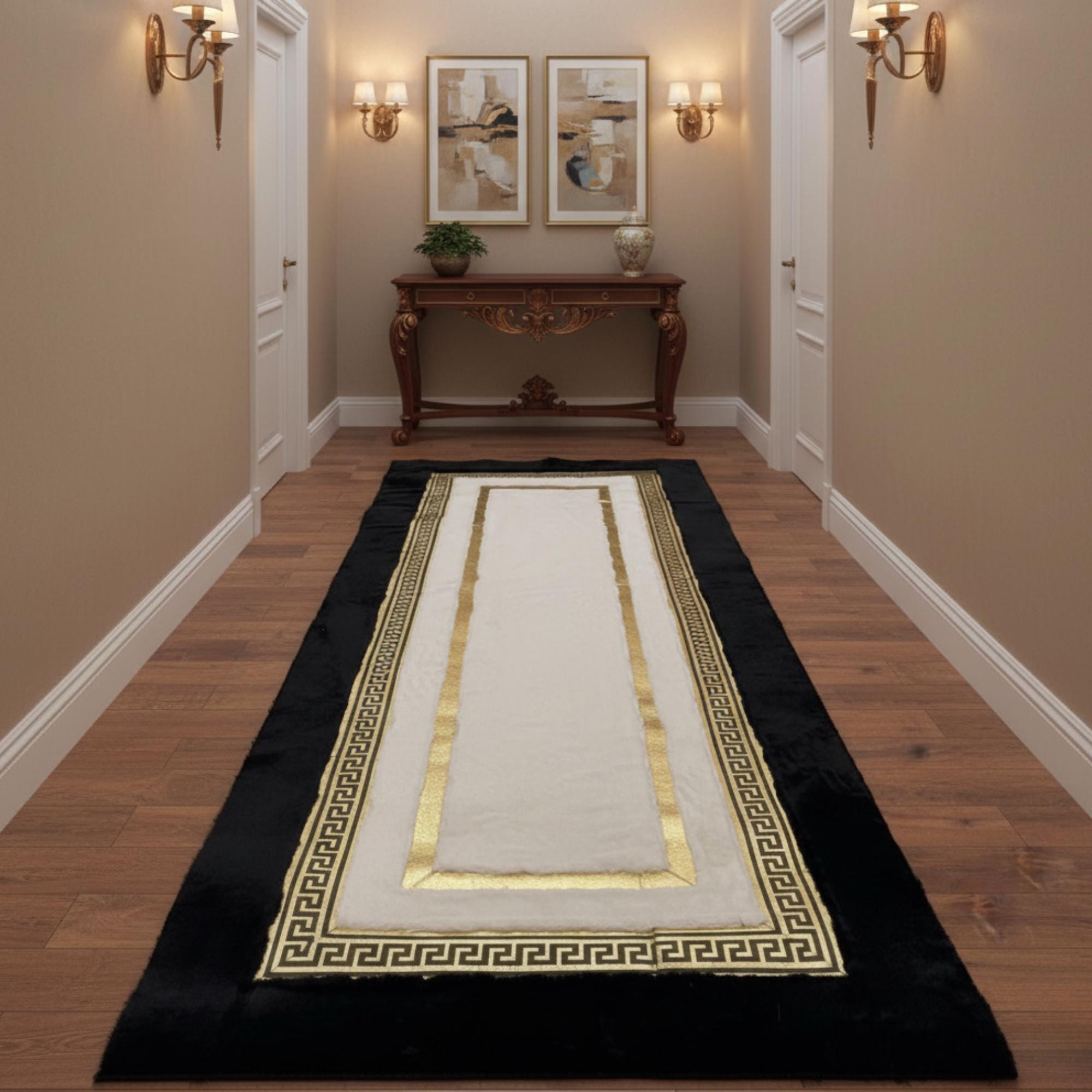 Siyah Zeminli Beyaz Merkezli Altın Bordürlü Peluş Runner Halı – Yumuşak Dokulu, Şık ve Dekoratif Halı
