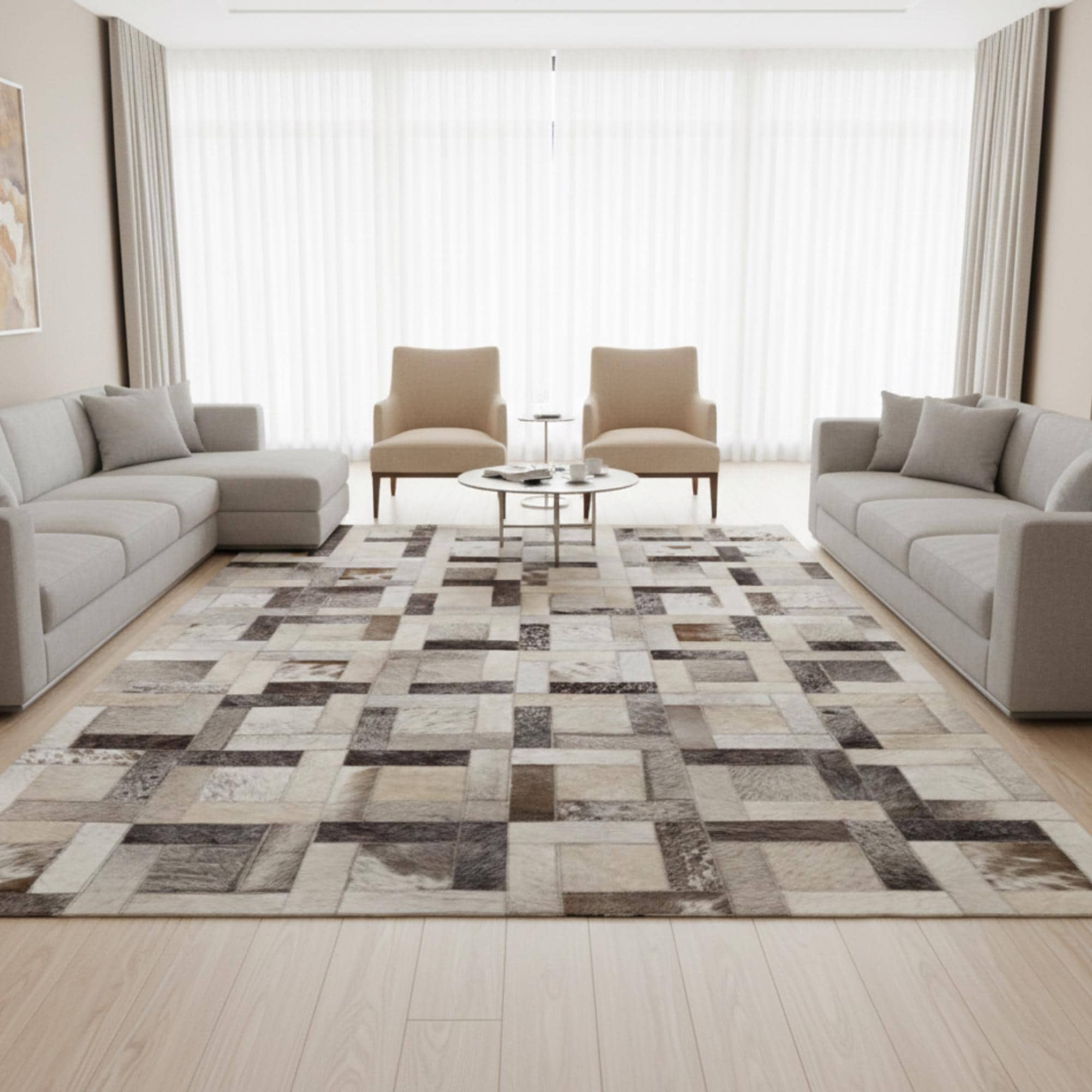 Açık Bej ve Kahverengi Tonlu Dana Derisi Patchwork Halı – El Yapımı Doğal Deri Dekoratif Halı