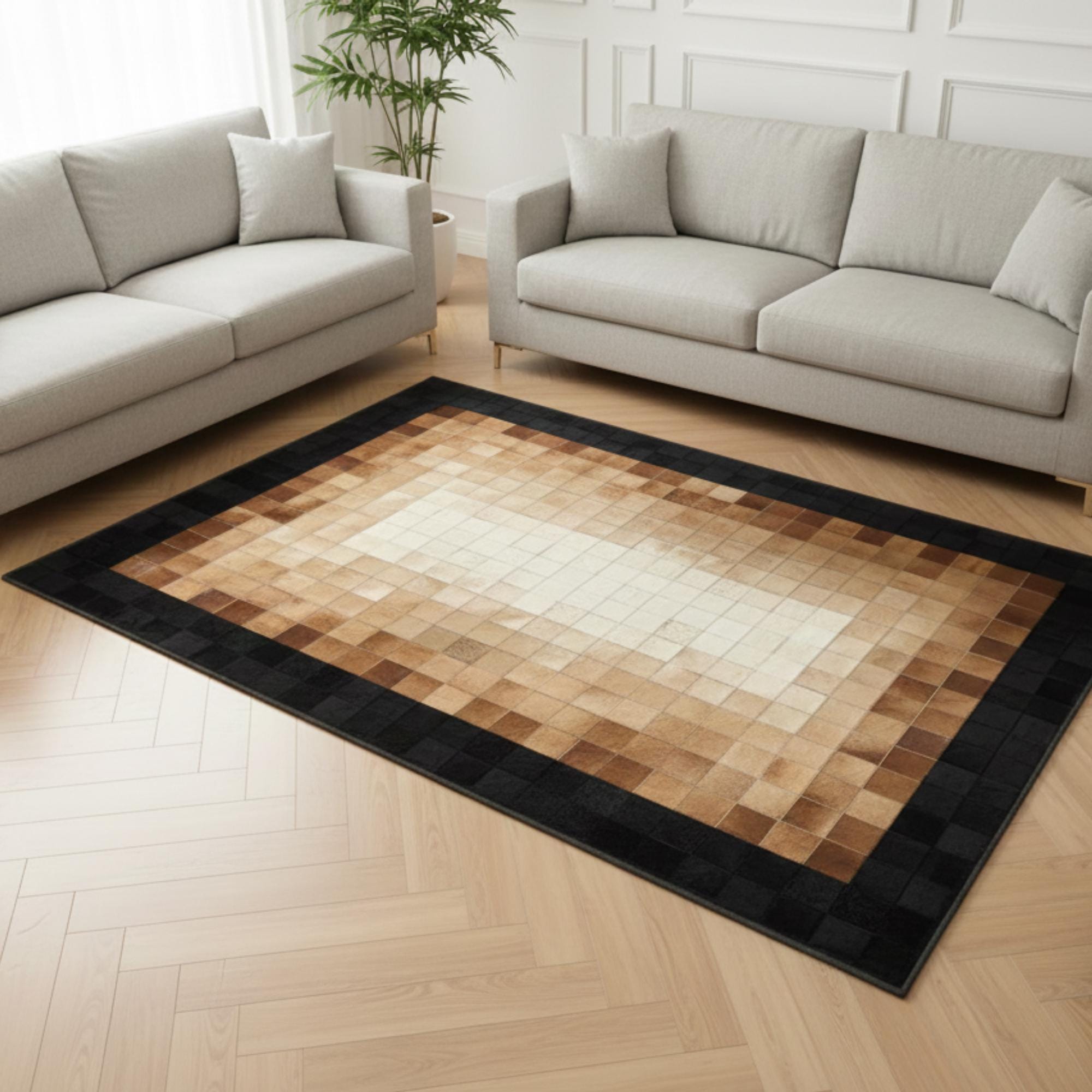 Açık Bej Merkezli Siyah Çerçeveli Dana Derisi Patchwork Halı if Halı