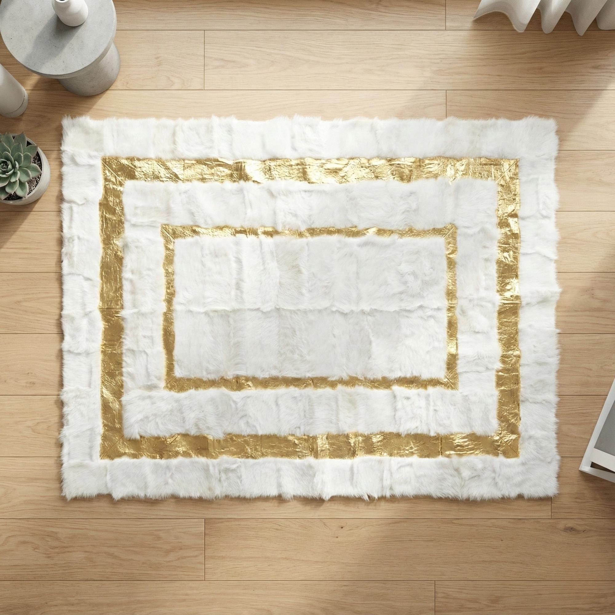 Altın Detaylı Krem Toscana Kürk Salon Halısı – Sıcak ve Lüks Tasarım