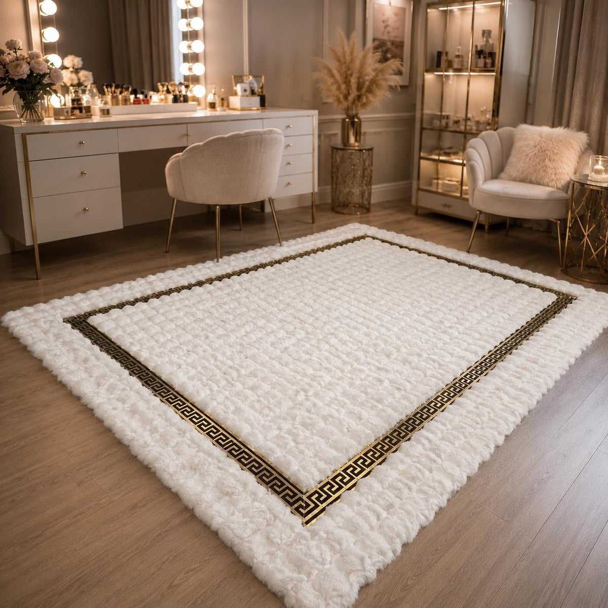 Beyaz Suni Kürk Peluş Halı – Lüks Görünümlü Yatak Odası Halısı