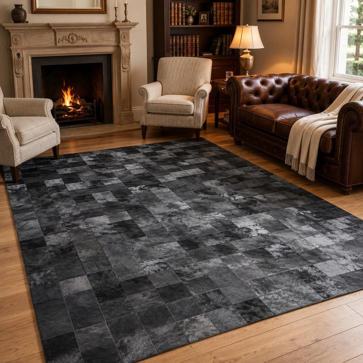 Antrasit ve Siyah Patchwork Dana Derisi Halı – Özel Ölçülerde Salon Halısı – görsel 2