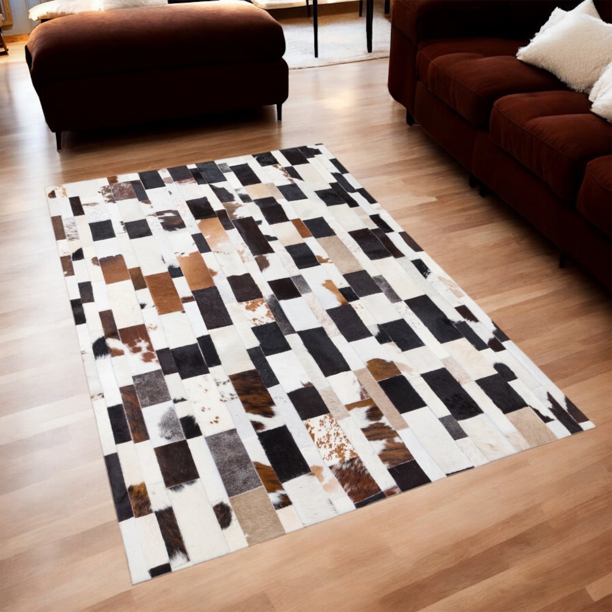 Şık Tasarımlı Beyaz Dana Derisi Patchwork Halı