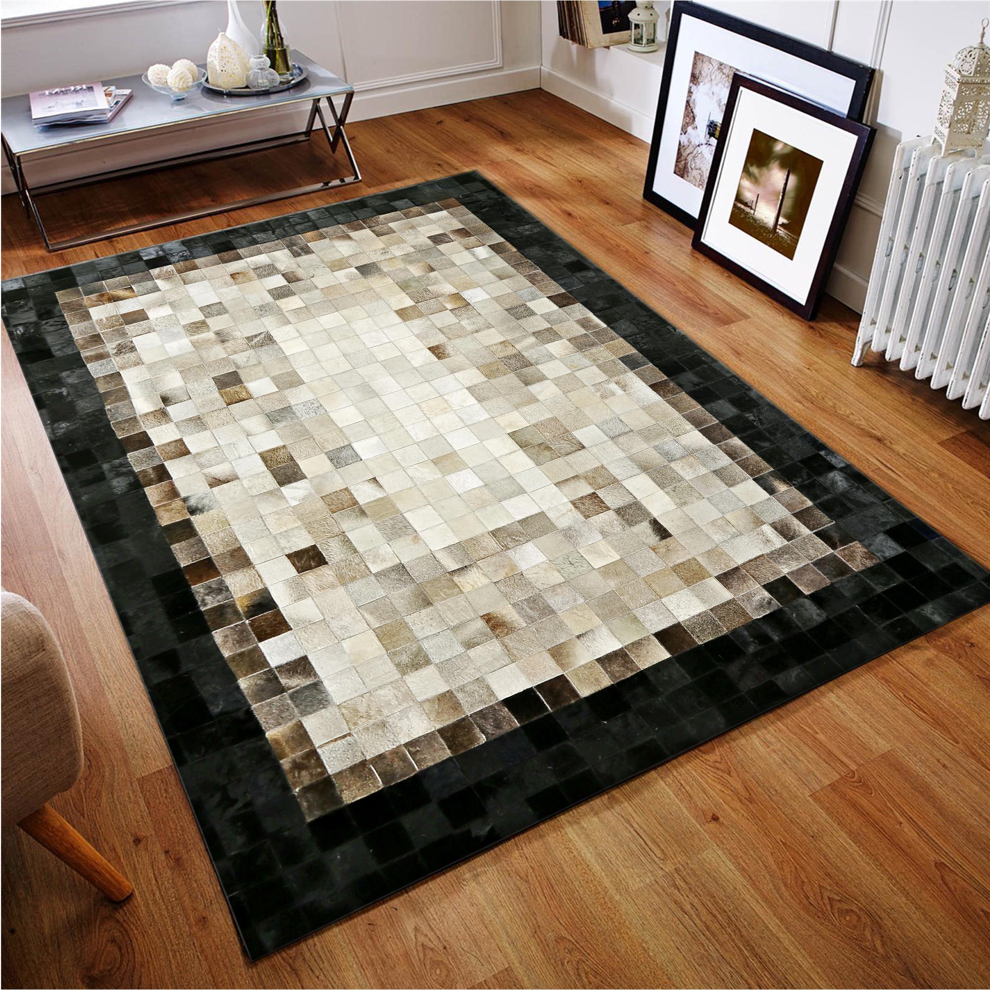 Siyah Köşeli Bej Dana Derisi Patchwork Halı – El Dokuma Hakiki Deri Şık Giriş Halısı