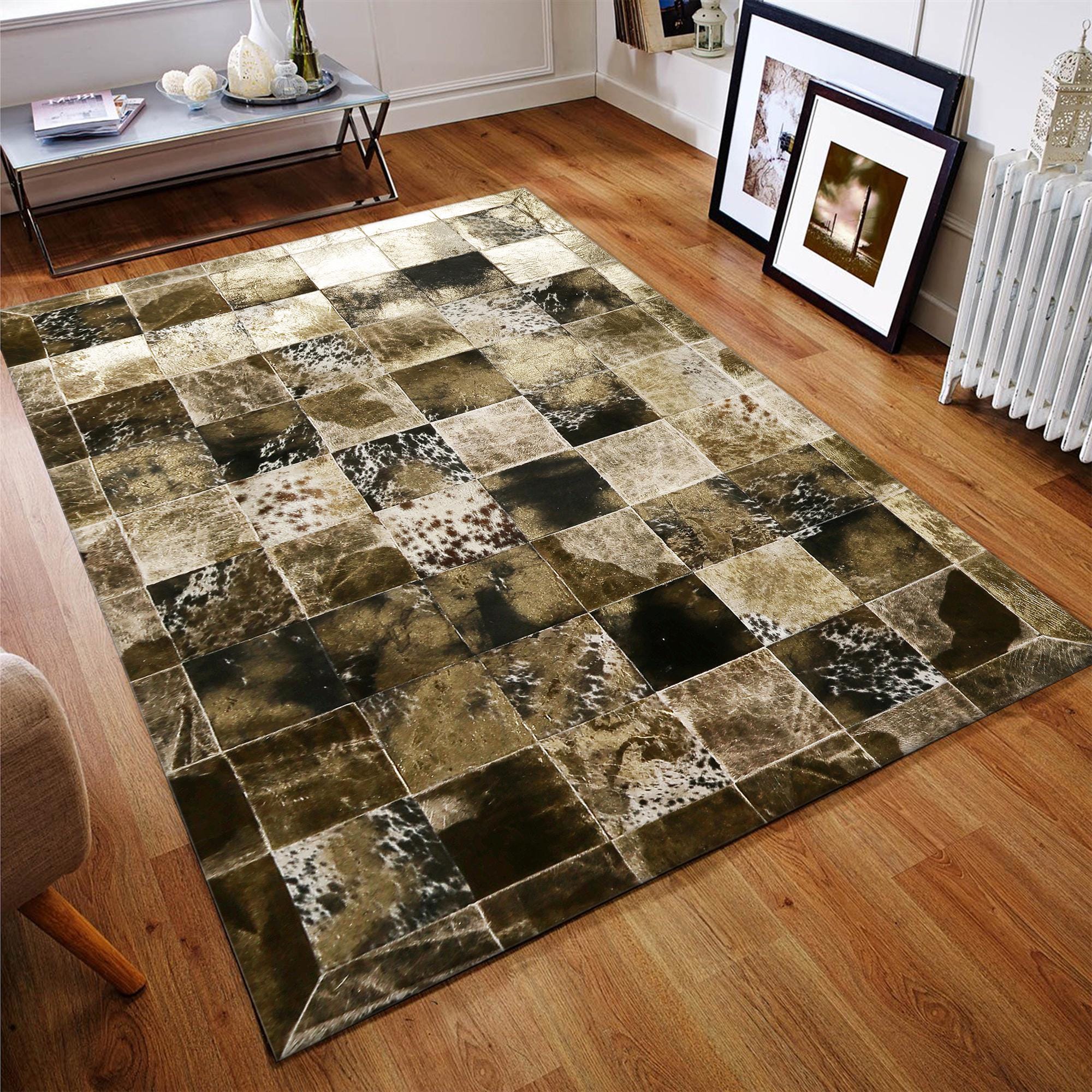 Altın Kahverengi Dana Derisi Patchwork Halı – El Yapımı Hakiki Deri Lüks Ev Dekorasyonu Halısı