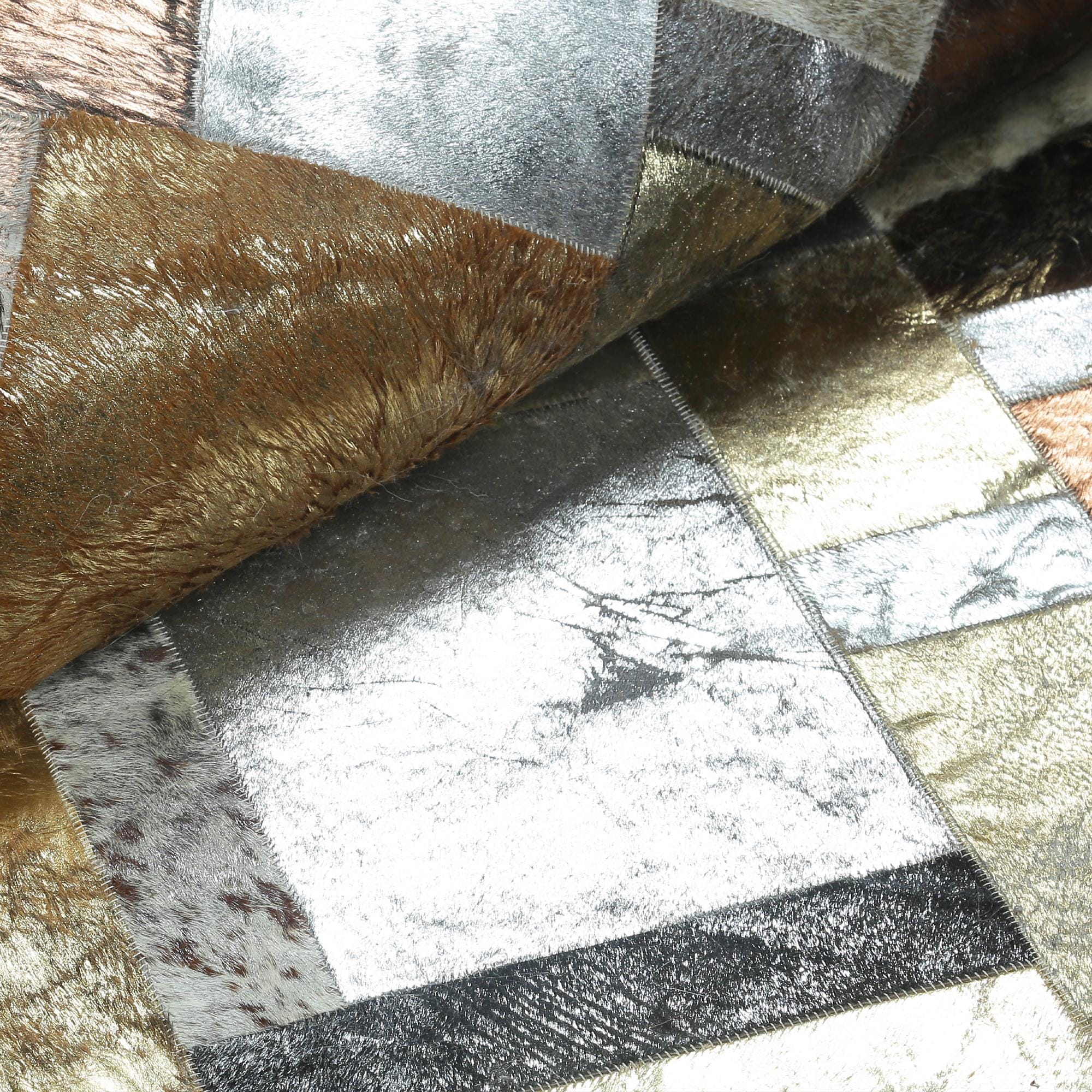 Altın Gümüş Renkli Dana Derisi Patchwork Halı – El Dokuma Gerçek Deri Dekoratif Giriş Halısı