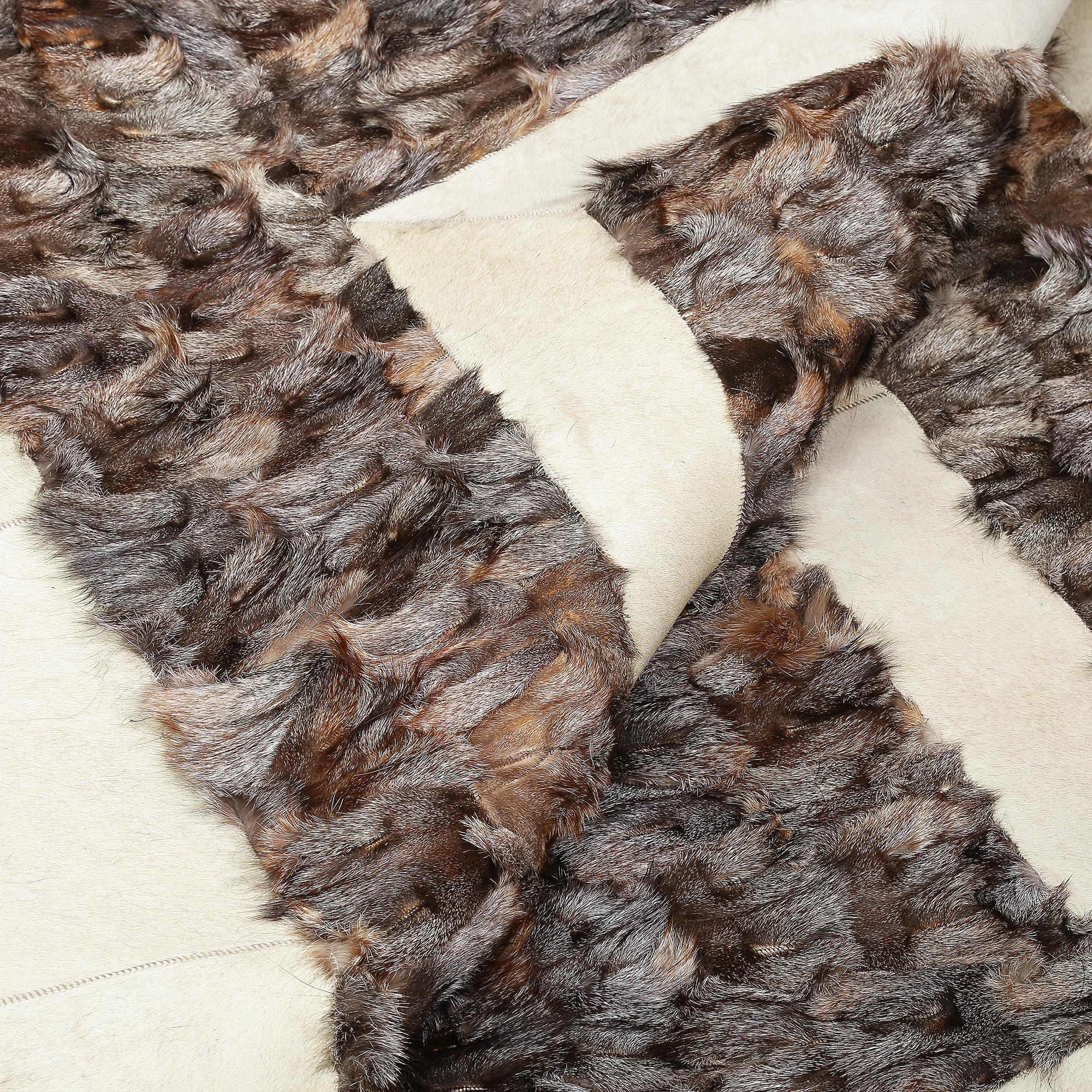 Toskana Derisi Patchwork Halı – Kahverengi ve Krem Tonlarda, El İşçiliği, Doğal Deriden Özel Ölçü Dekoratif Halı