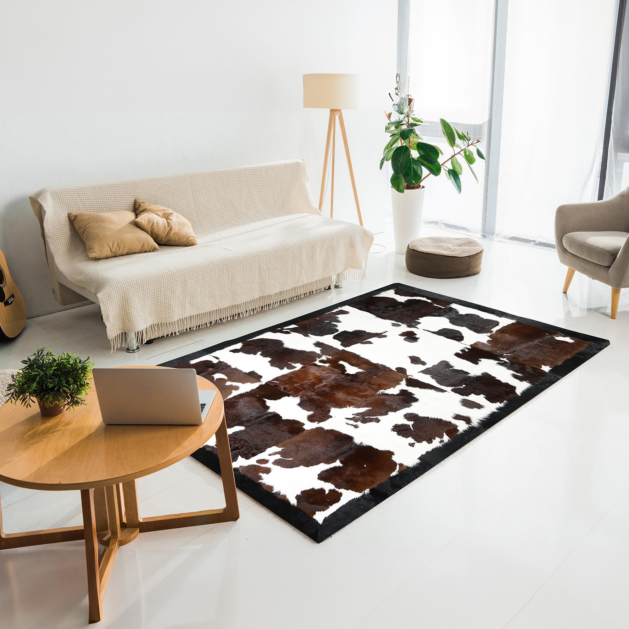 Siyah Kahve Beyaz Dana Derisi Halı – El Yapımı Hakiki Deri Patchwork Şık Salon Halısı