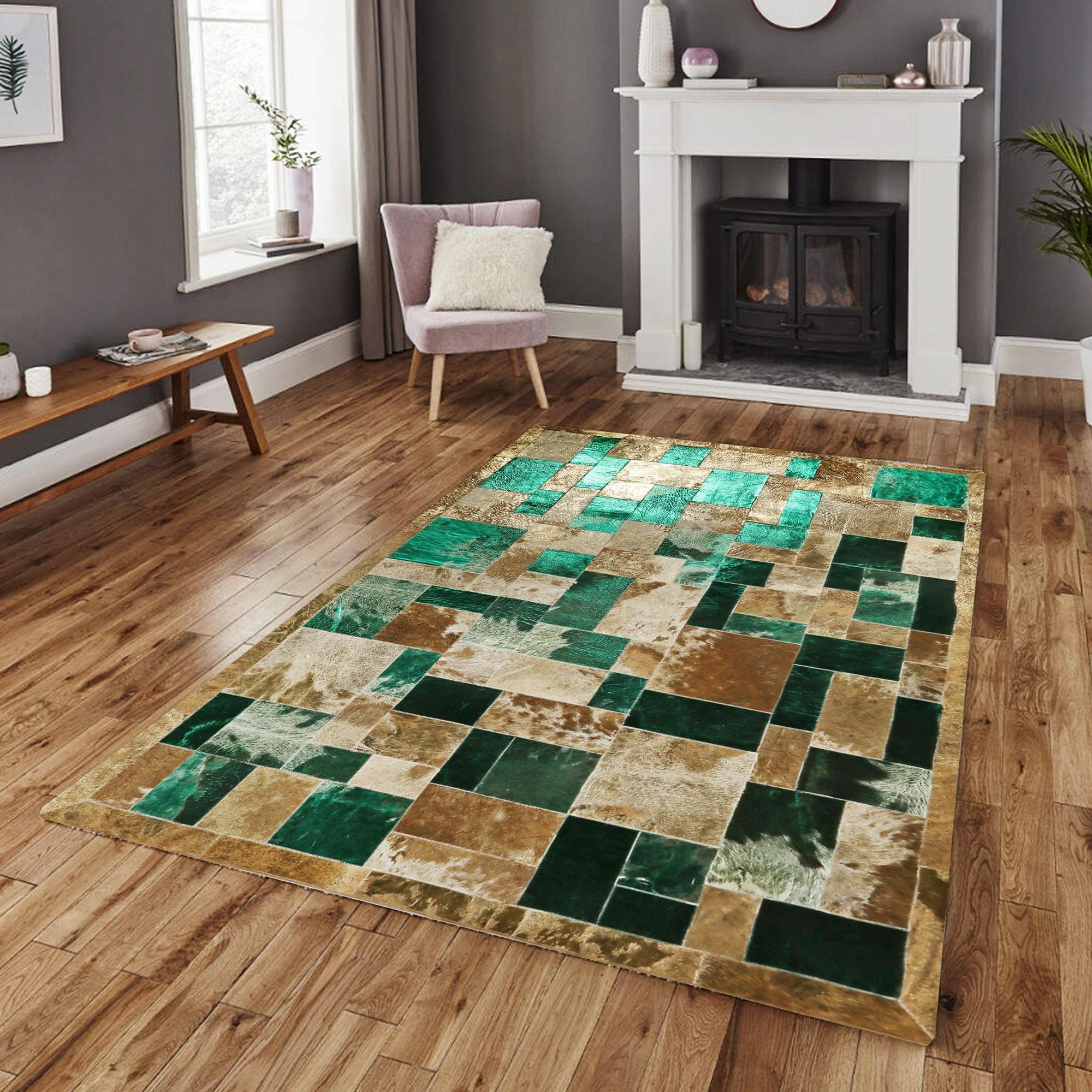 Parlak Yeşil Altın Rengi El Yapımı Dana Derisi Halı – Hakiki Deri Dekoratif Patchwork Salon Halısı