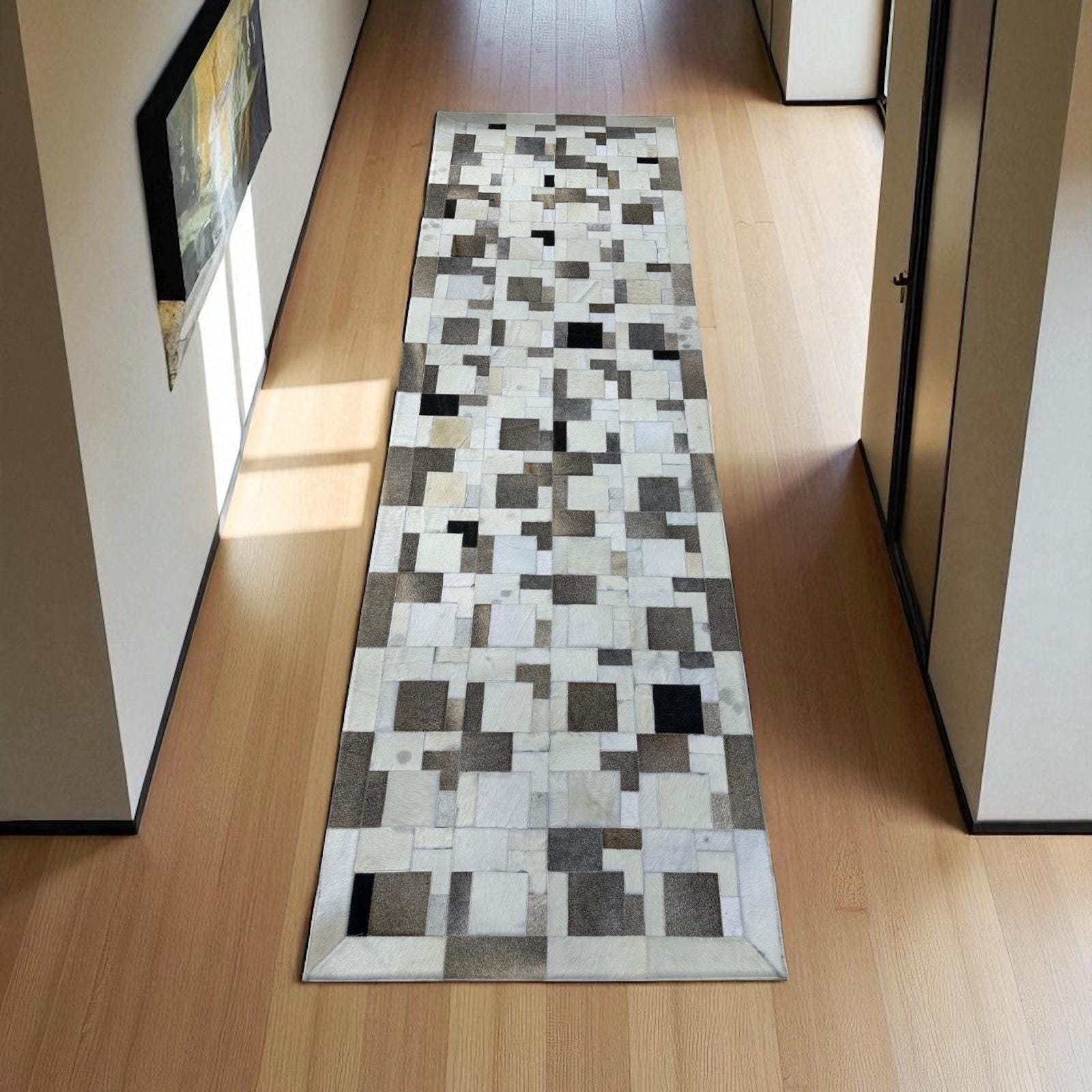 Beyaz, Gri Dana Derisi Patchwork Halı