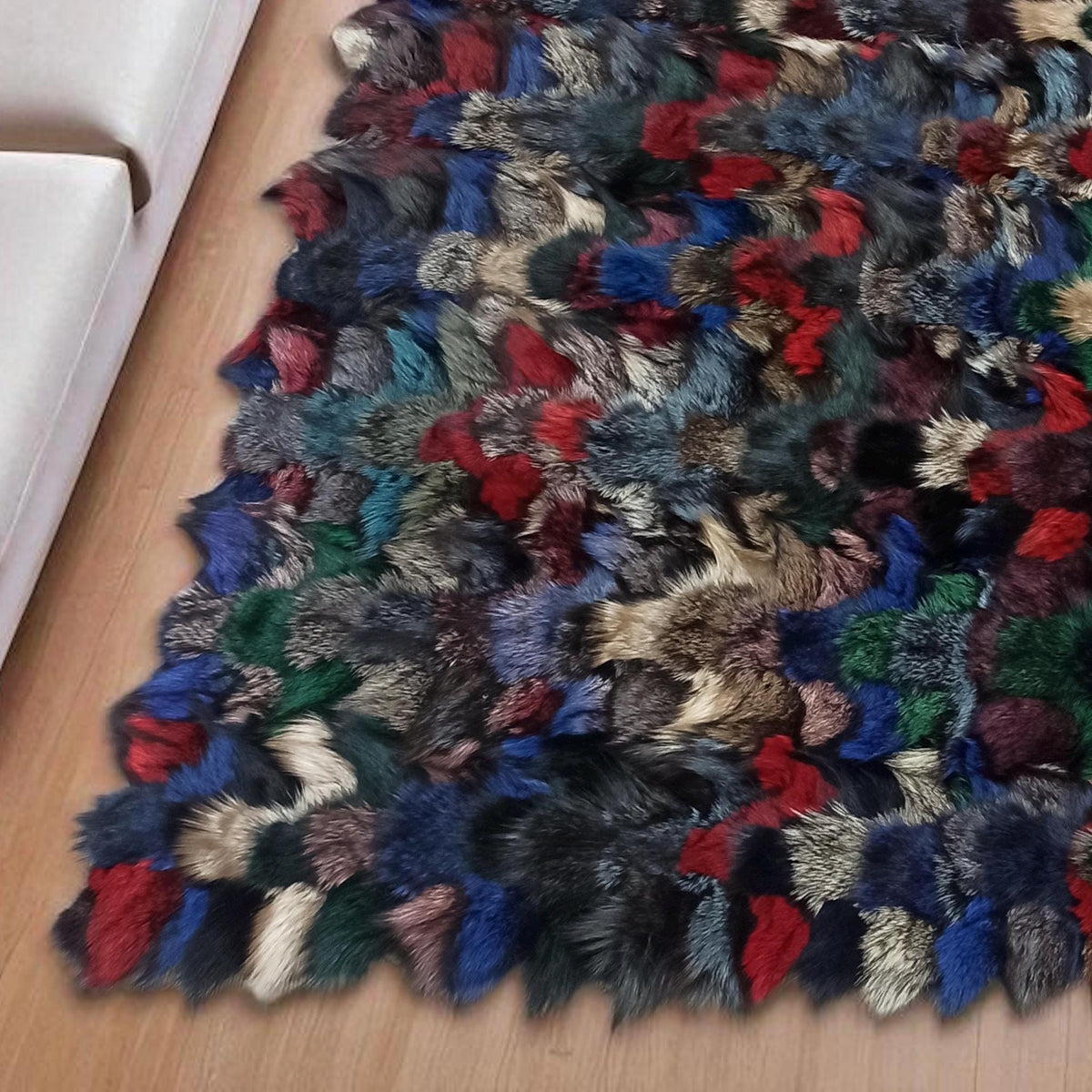 Çok Renkli Tilki Kürkü Halı – El Yapımı Doğal Kürk Salon Halısı – görsel 4