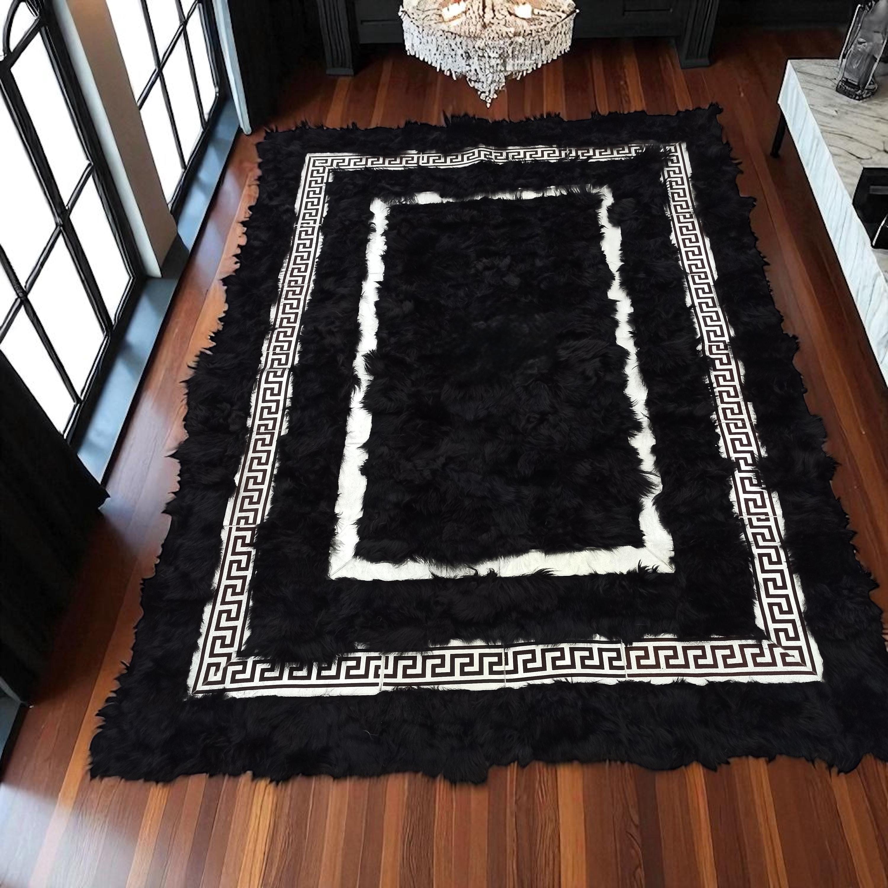 Siyah Beyaz Toskana Kürk Halı – El Yapımı Özgün Desenli Şık Salon Halısı