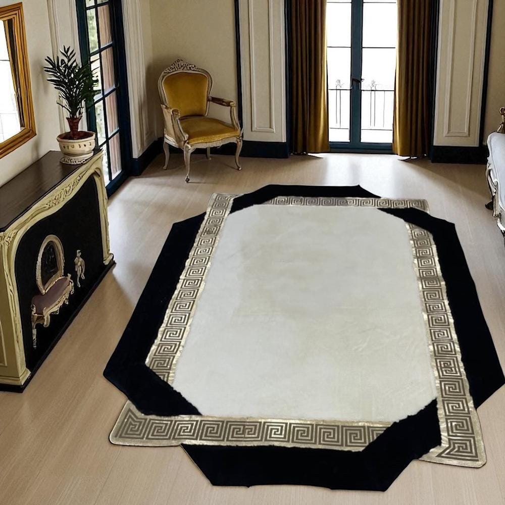 Siyah Şeritli Beyaz Peluş Halı - Yumuşak Salon Halısı