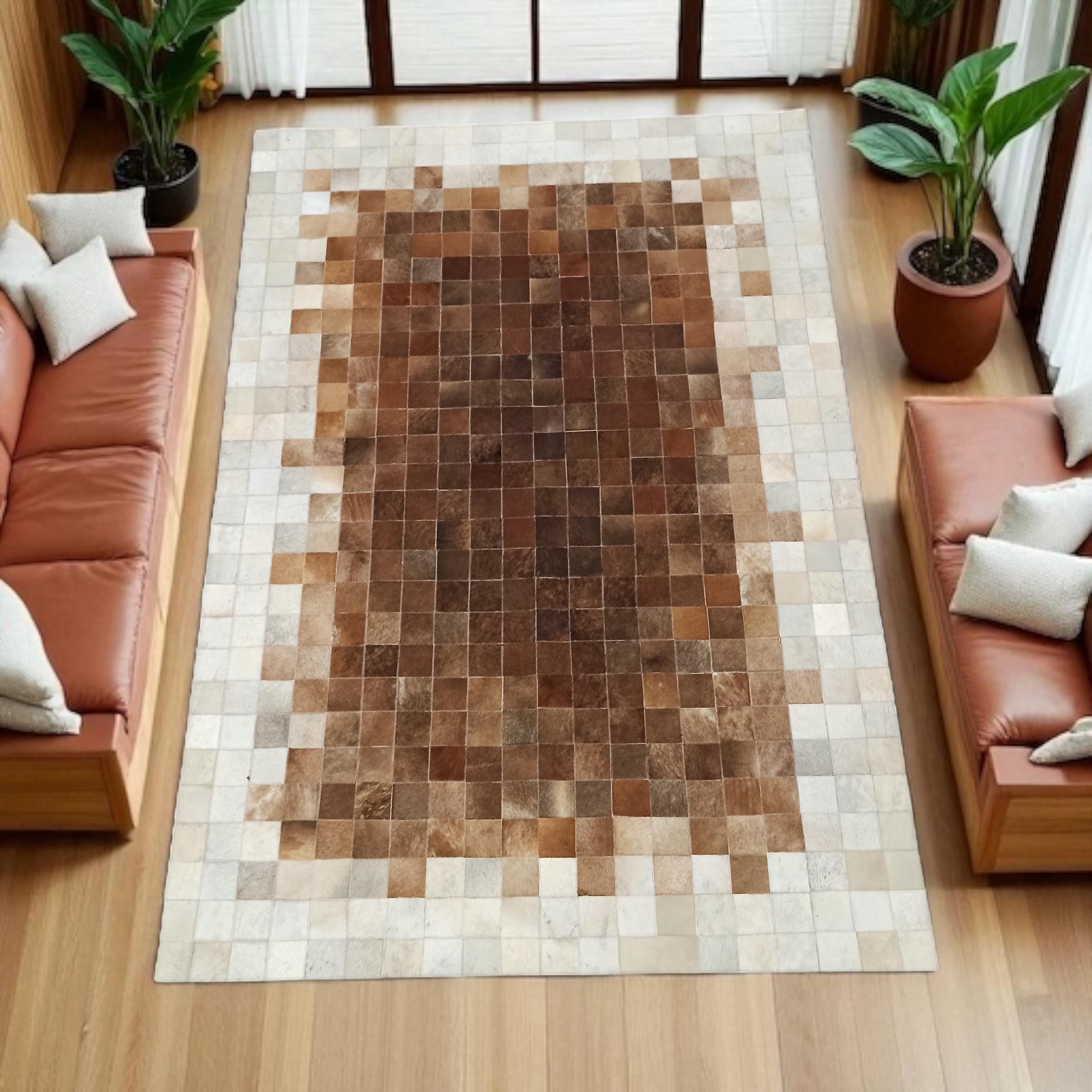 Doğal Dana Derisi Patchwork Halı – El Yapımı Kahverengi Modern Ortam Halısı
