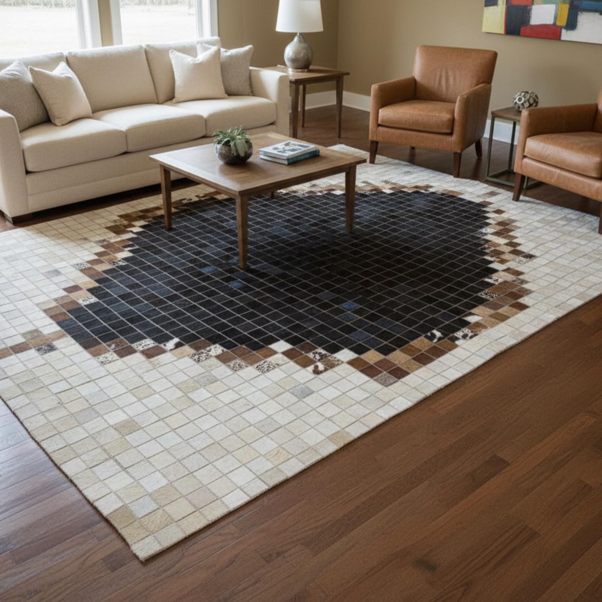 Koyu Siyah Merkezli Bej ve Kahverengi Tonlu Dana Derisi Patchwork Halı