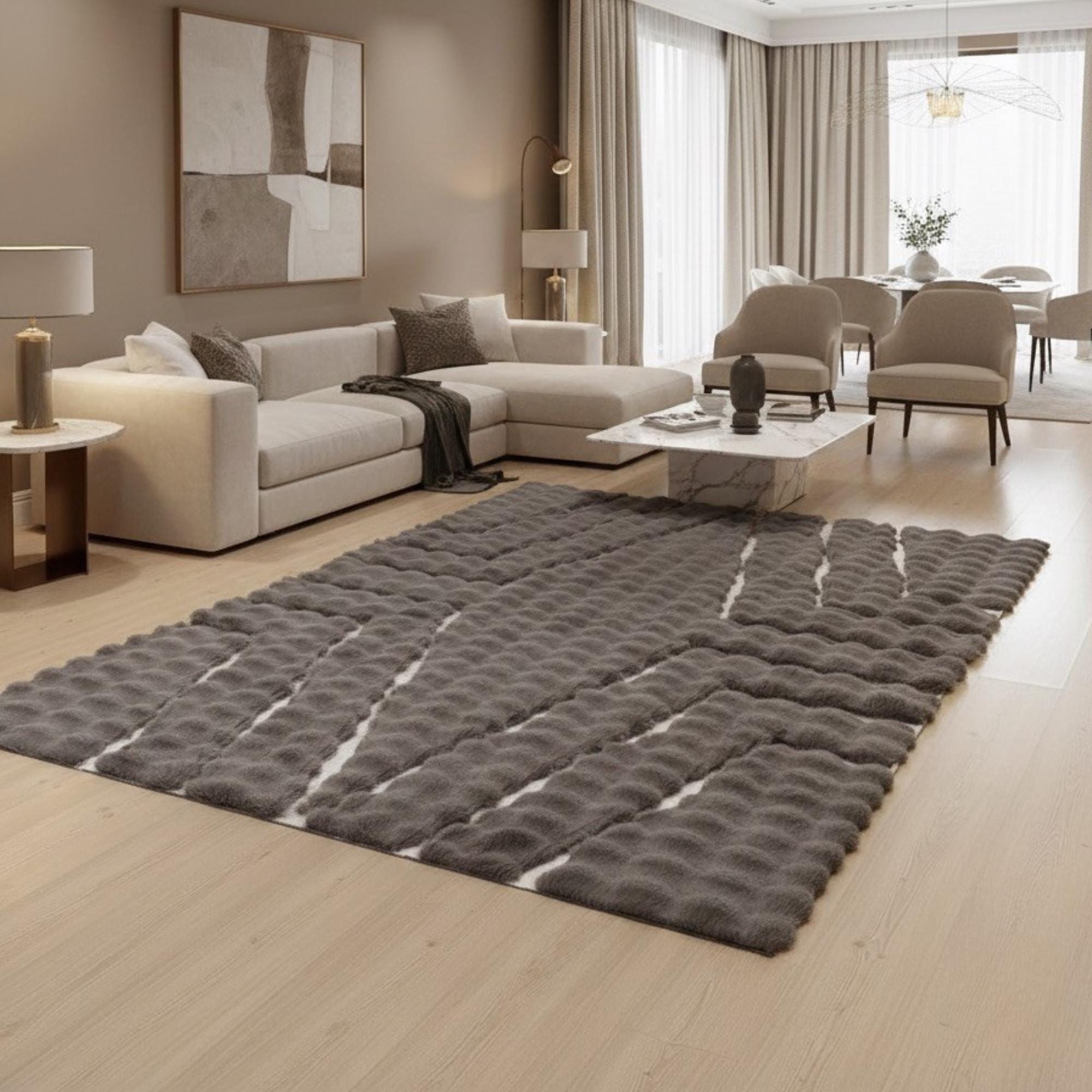 Gri Zeminli Altın Çerçeveli Peluş Halı – Yumuşak Dokulu, Şık ve Dekoratif Halı
