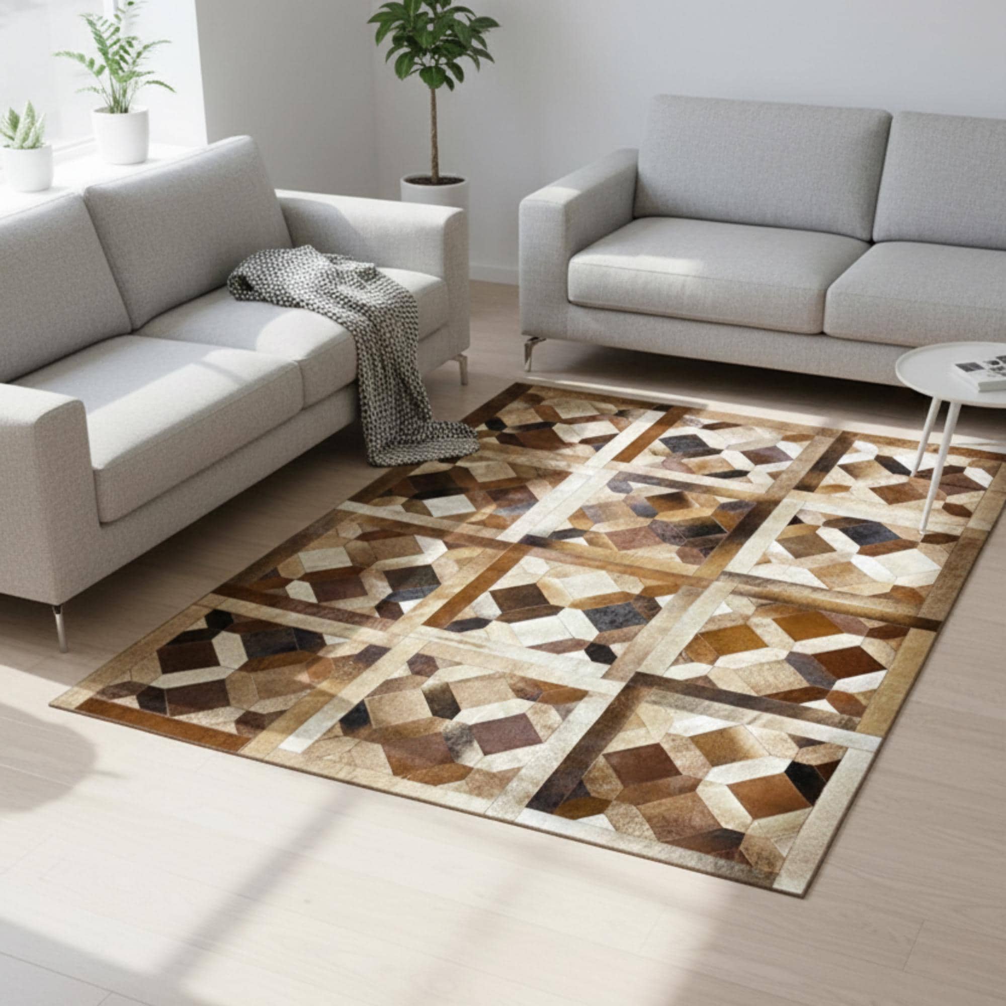 Bej, Kahverengi ve Siyah Tonlu Dana Derisi Patchwork Halı