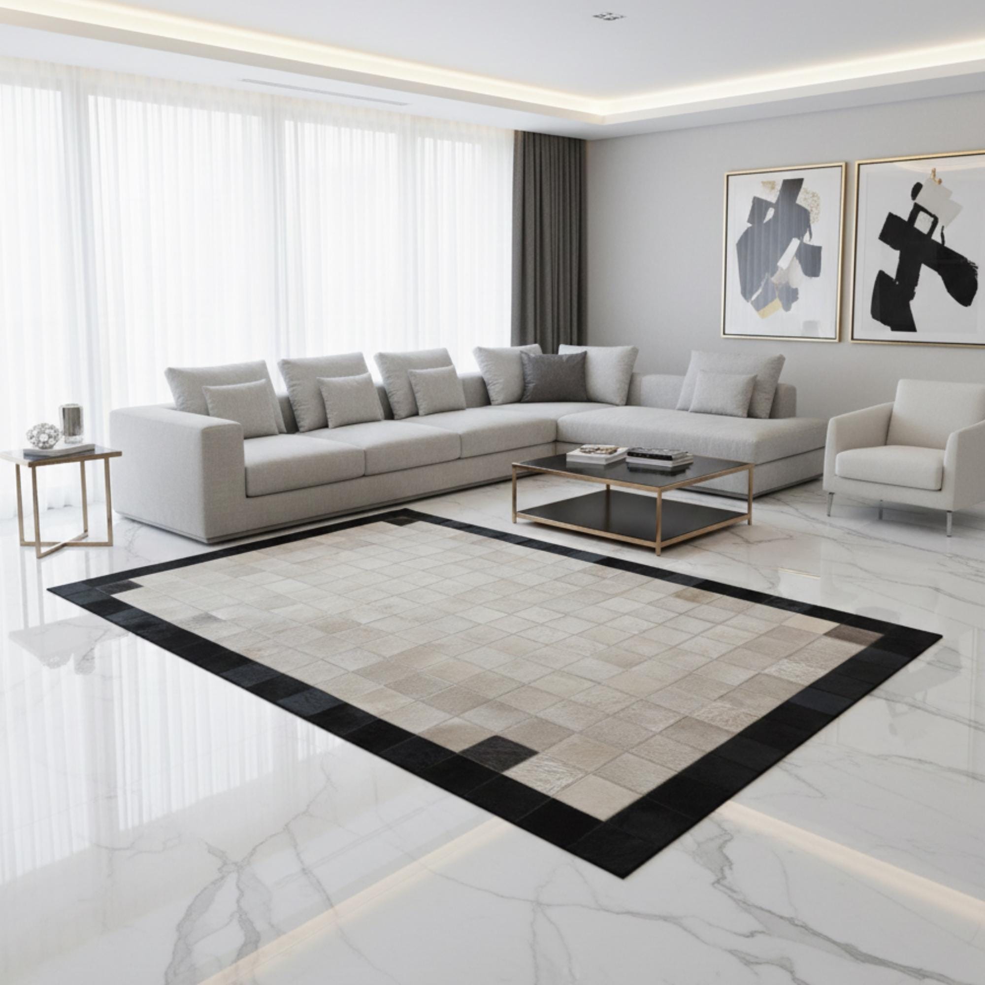 Açık Krem Merkezli Siyah Çerçeveli Dana Derisi Patchwork Halı – El Yapımı Doğal Deri Dekoratif Halı