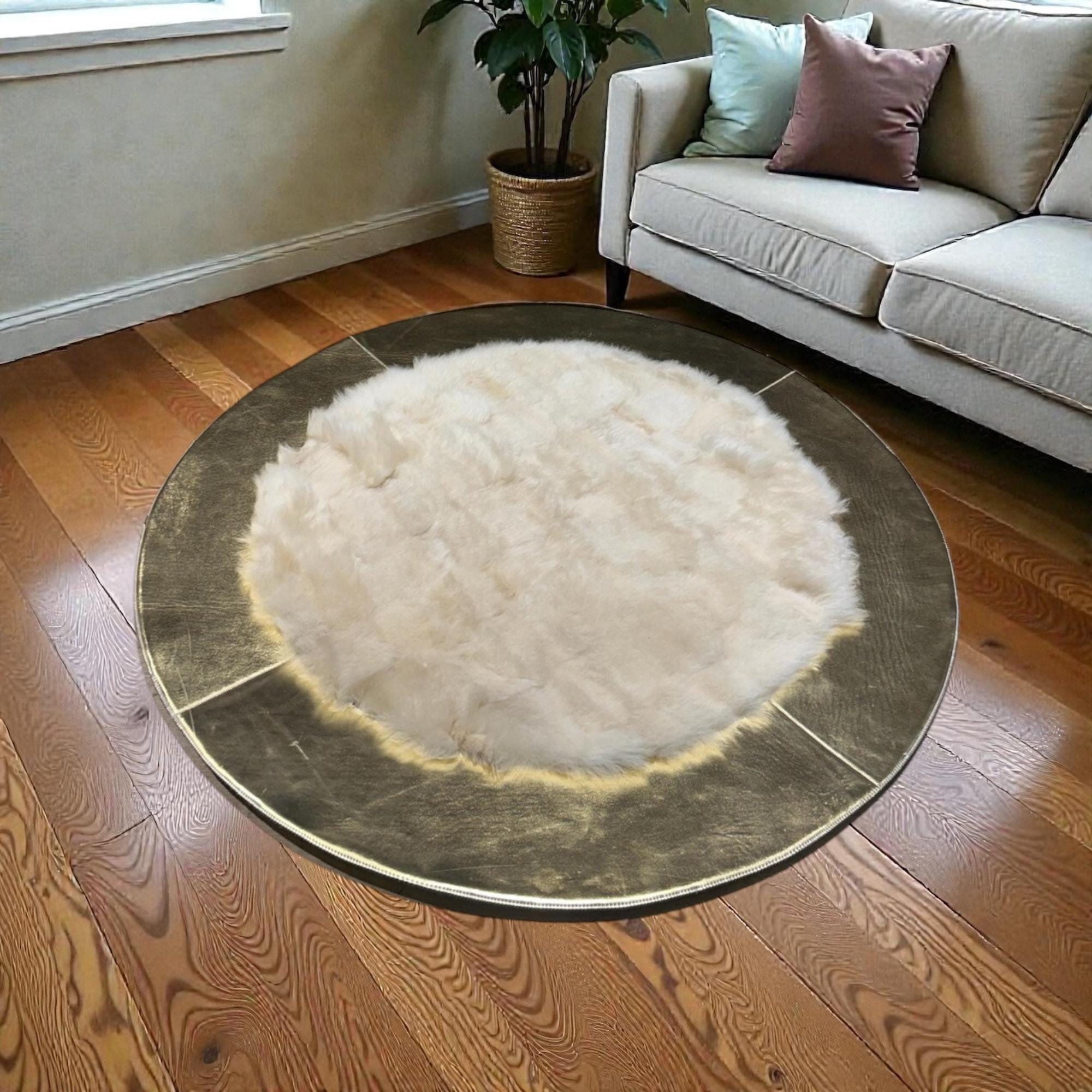 Açık Krem Merkezli Sarı Kalın Çerçeveli Yuvarlak Toskana Halı – Yumuşak Dokulu, Zarif ve Dekoratif Halı