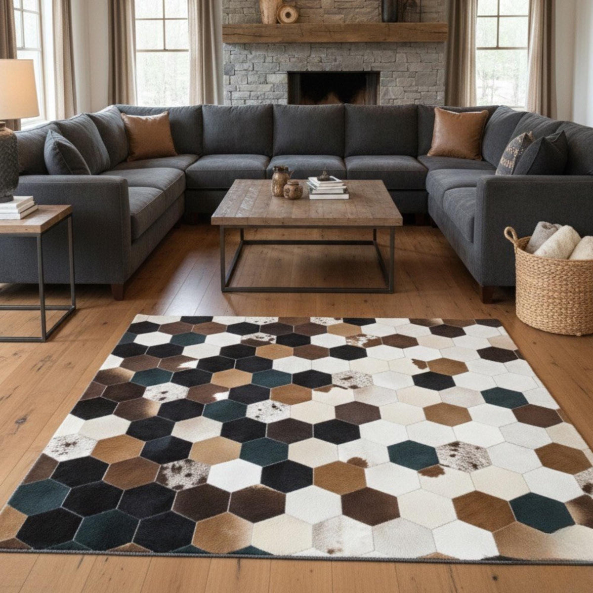 Siyah, Bej ve Kahverengi Tonlu Dana Derisi Patchwork Halı – görsel 4