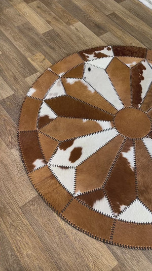 Patchwork yuvarlak dana derisi halı video